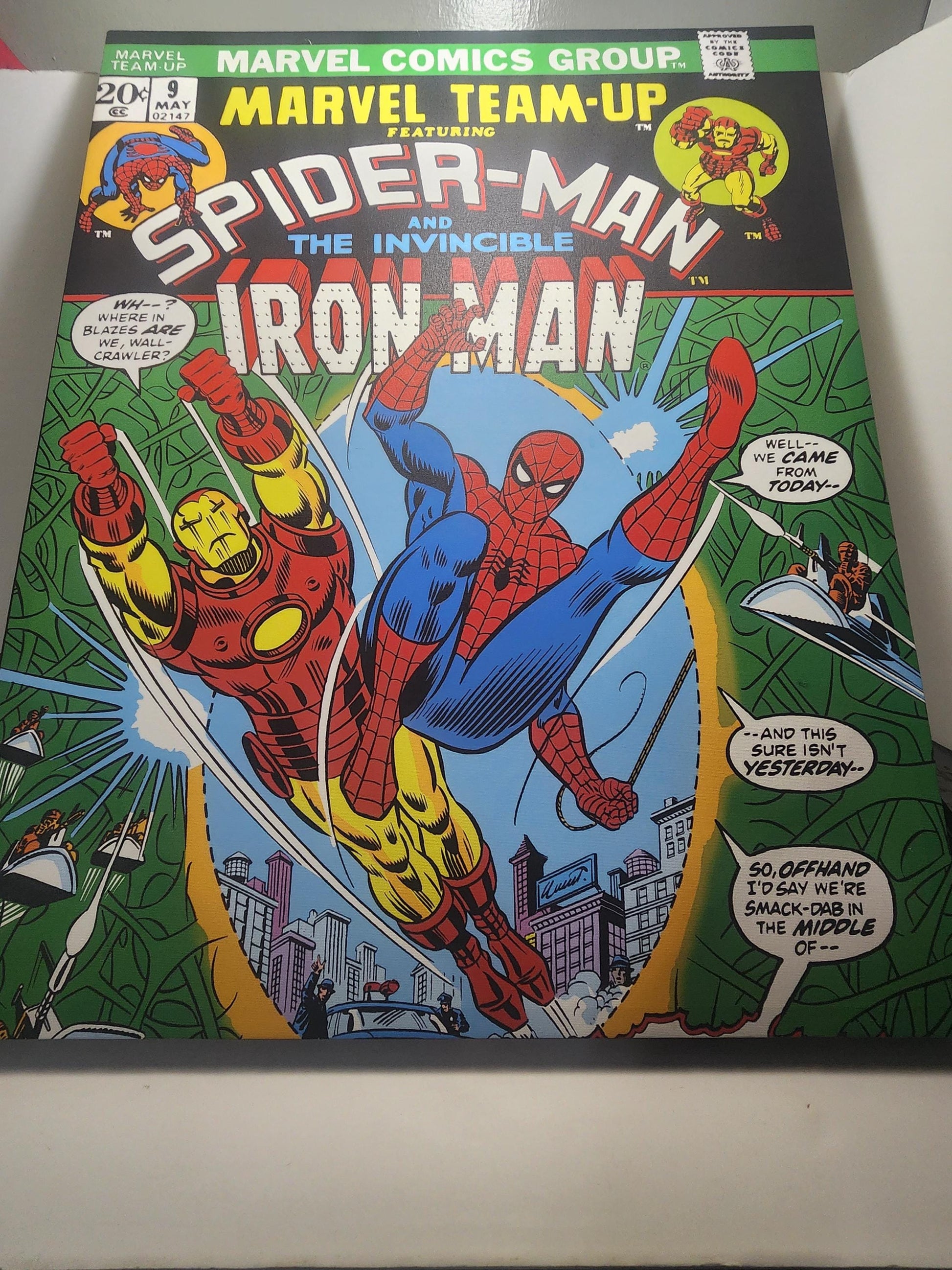 Marvel Spiderman Comic Wall Hanging Picture Framed - Marvel - Marvel Decor - Spiderman - Spiderman Decor - Decor - Wall Hangings - Signs