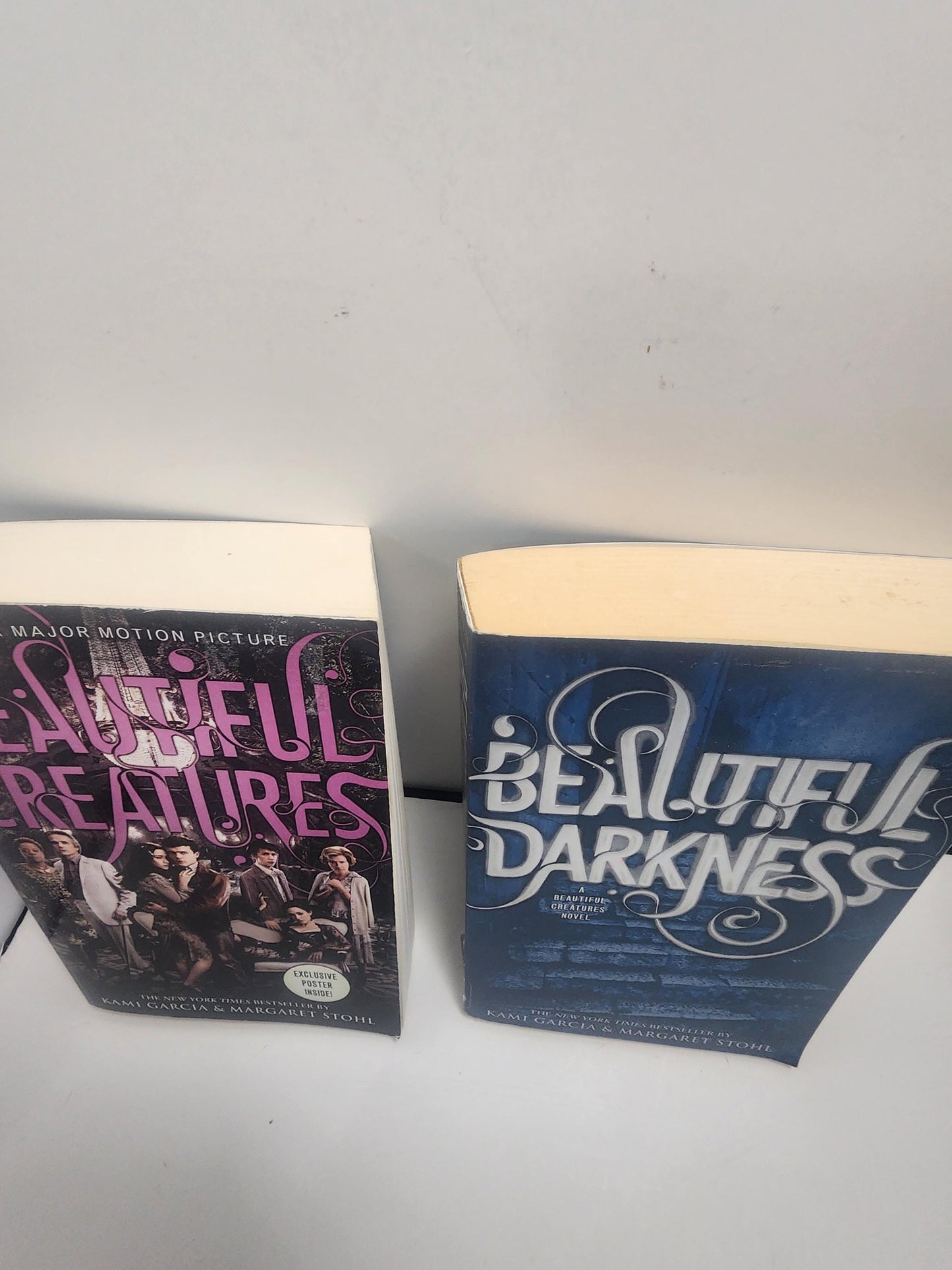 Beautiful Creatures & Beautiful Darkness Lot of 2 By Kami Garcia Margaret Stohl - Beautiful Creatures - Margaret Stohl