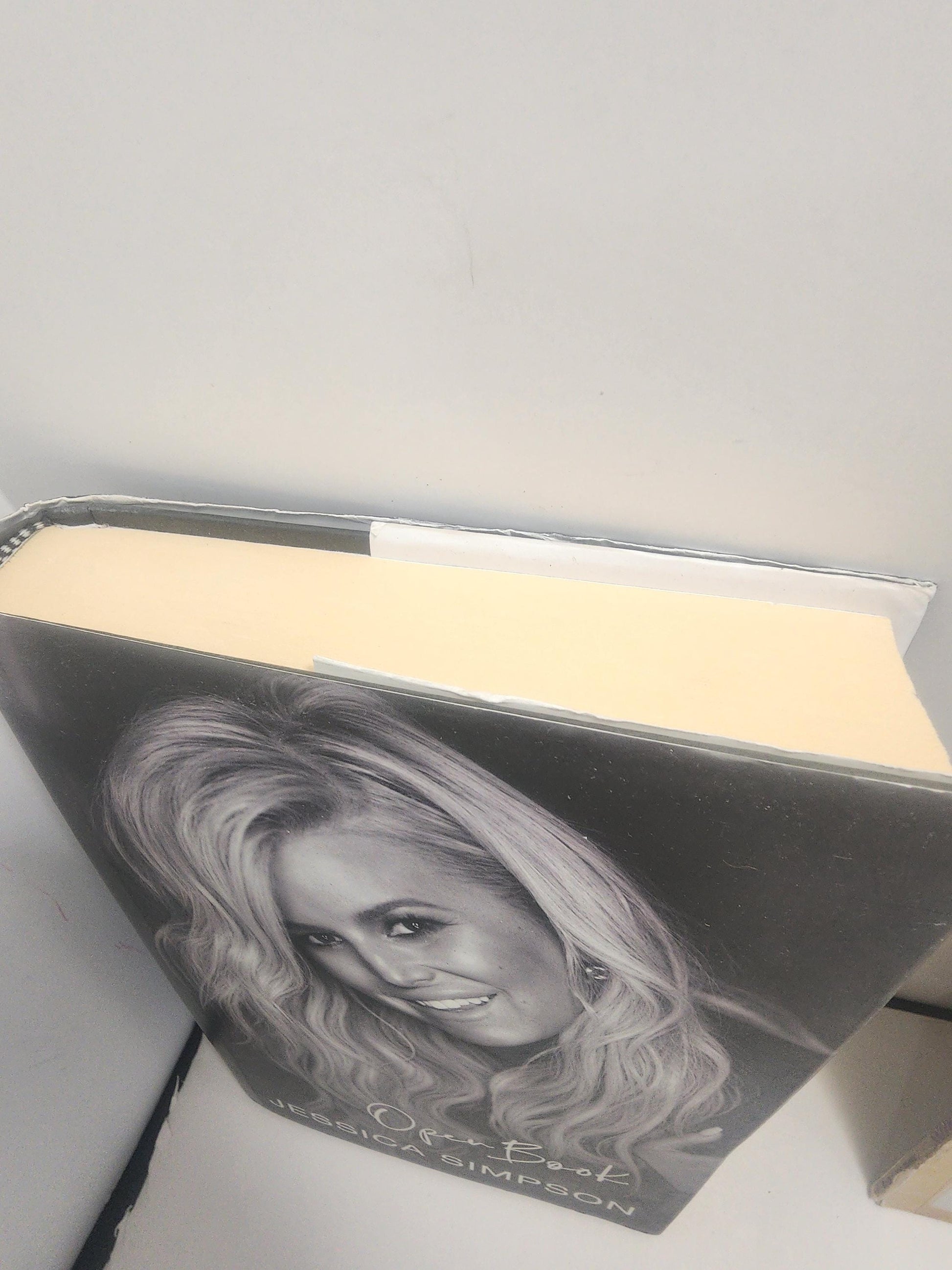 Open Book By Jessica Simpson - Jessica Simpson - Open Books - Autobiography - Music - Singers - Women - Books