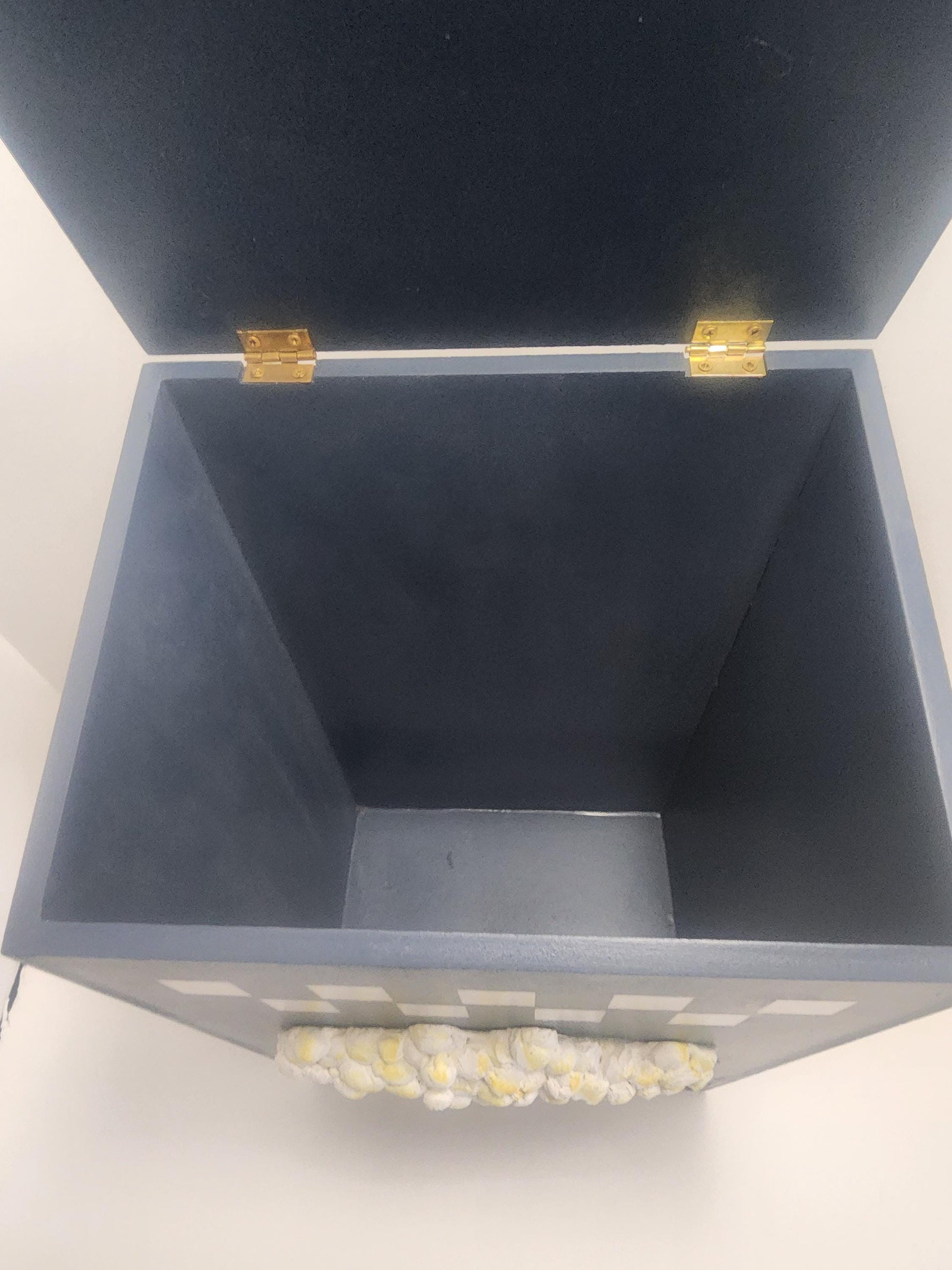 Popcorn Keeper - Popcorn - Popcorn Decor - Movie Theater - Home Decor - Kitchen - Kitchen Decor