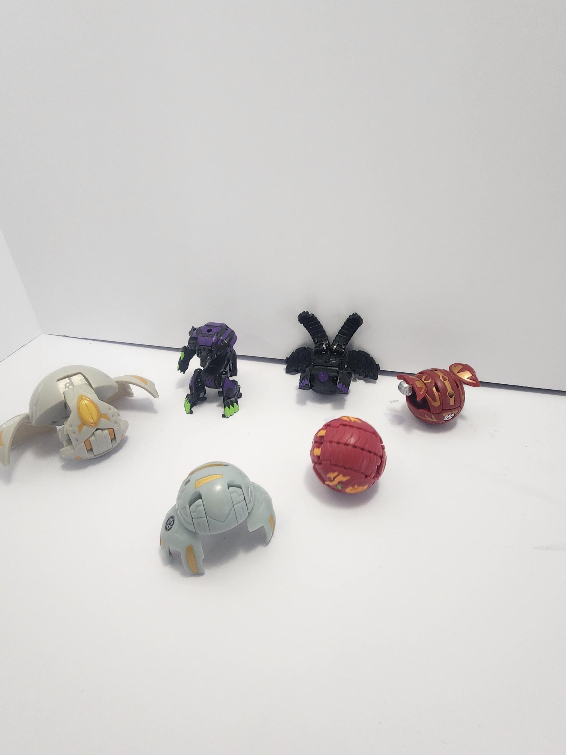 Bakugan Transformer Figures Toy Lot - Toys - Bakugan - Bakugan Toys - Transformers - Figures - Games - Card Games - TCG