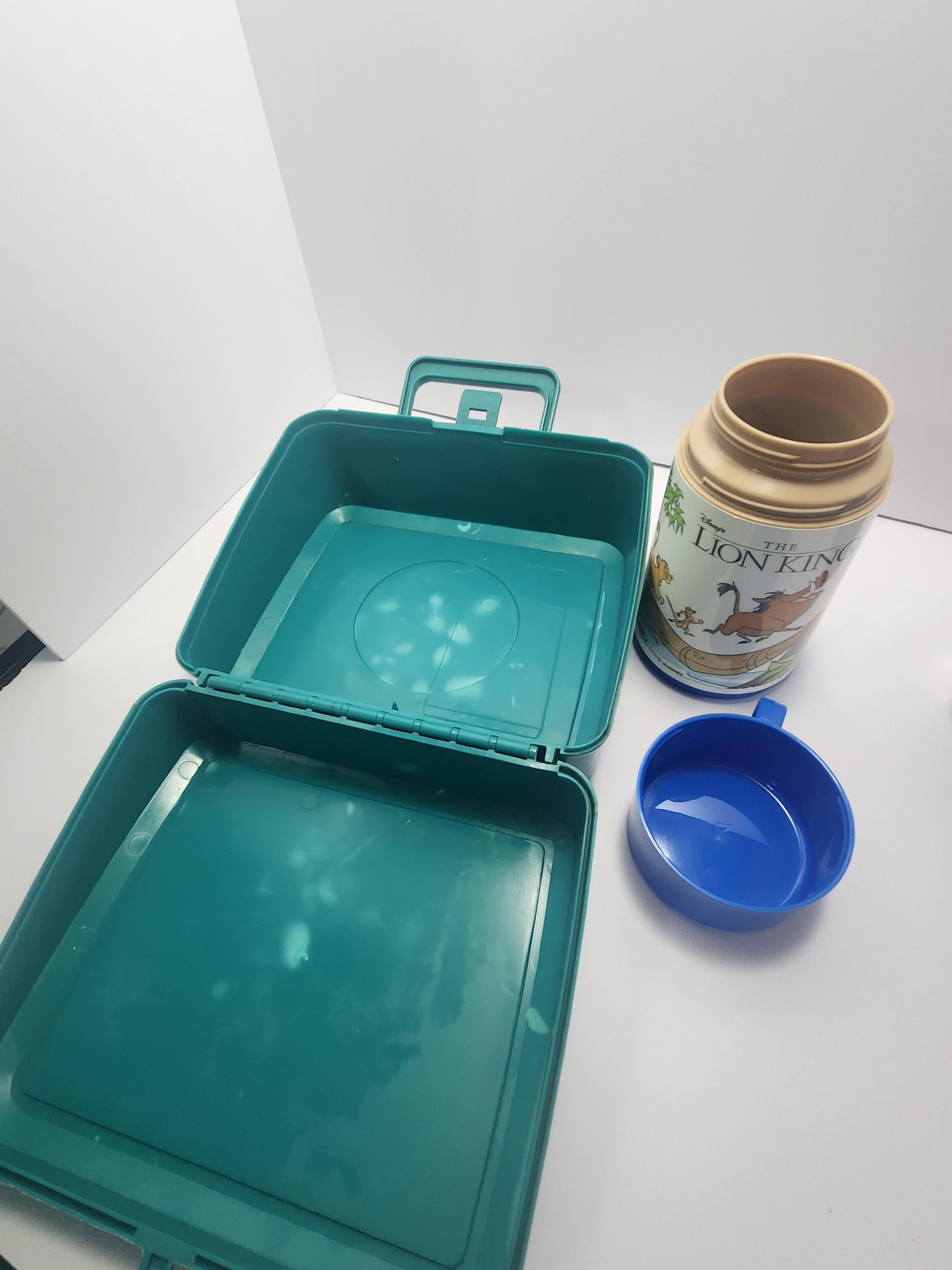 Disney The Lion King Vintage Aladdin 1990s Lunchboxes - Lunchbox - Lunch Box - Thermos - Aladdin Lunchbox - The Lion King - Lion King