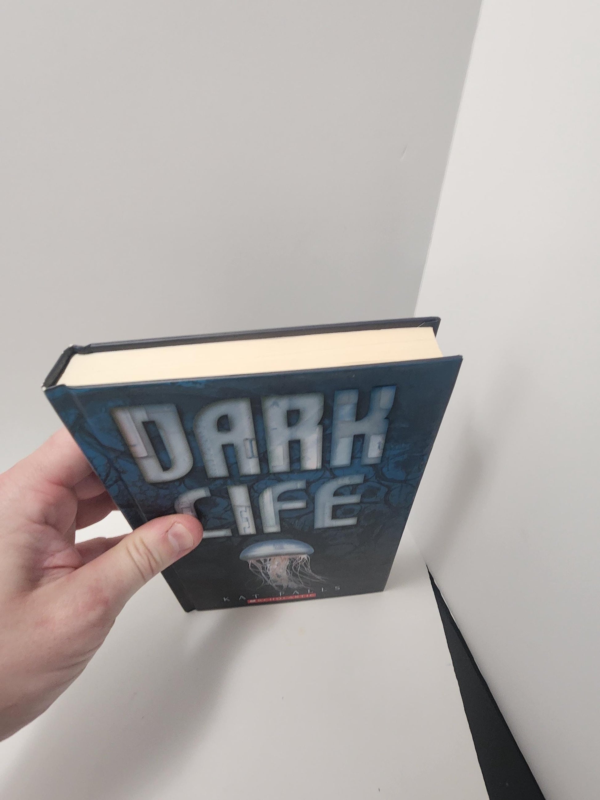 Dark Life By Kat Falls - Dark Life - Dark Life Book - Kat Falls - Kat Falls Books - Books - Fantasy Books - Scholastic - Scholastic Books