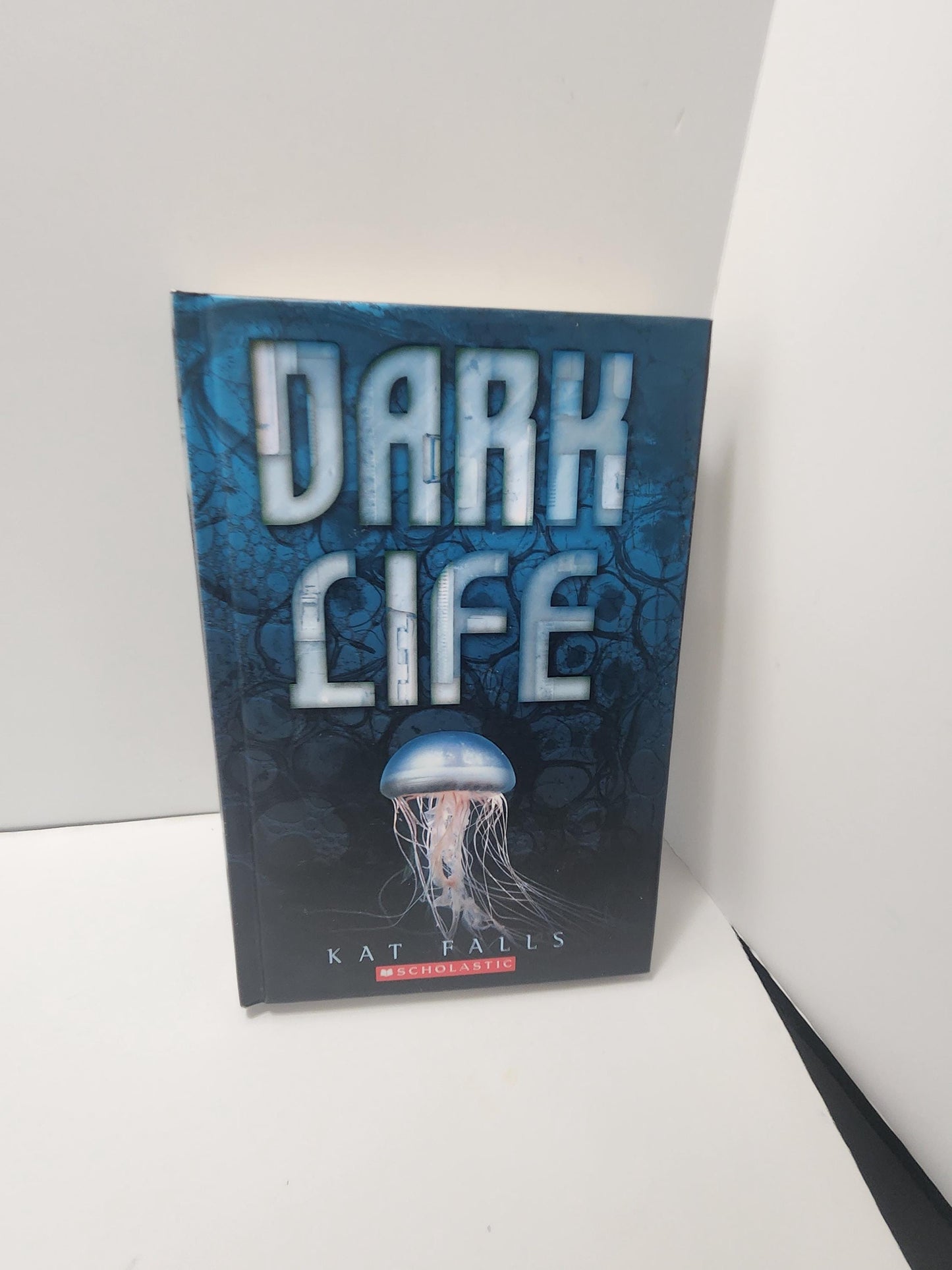 Dark Life By Kat Falls - Dark Life - Dark Life Book - Kat Falls - Kat Falls Books - Books - Fantasy Books - Scholastic - Scholastic Books