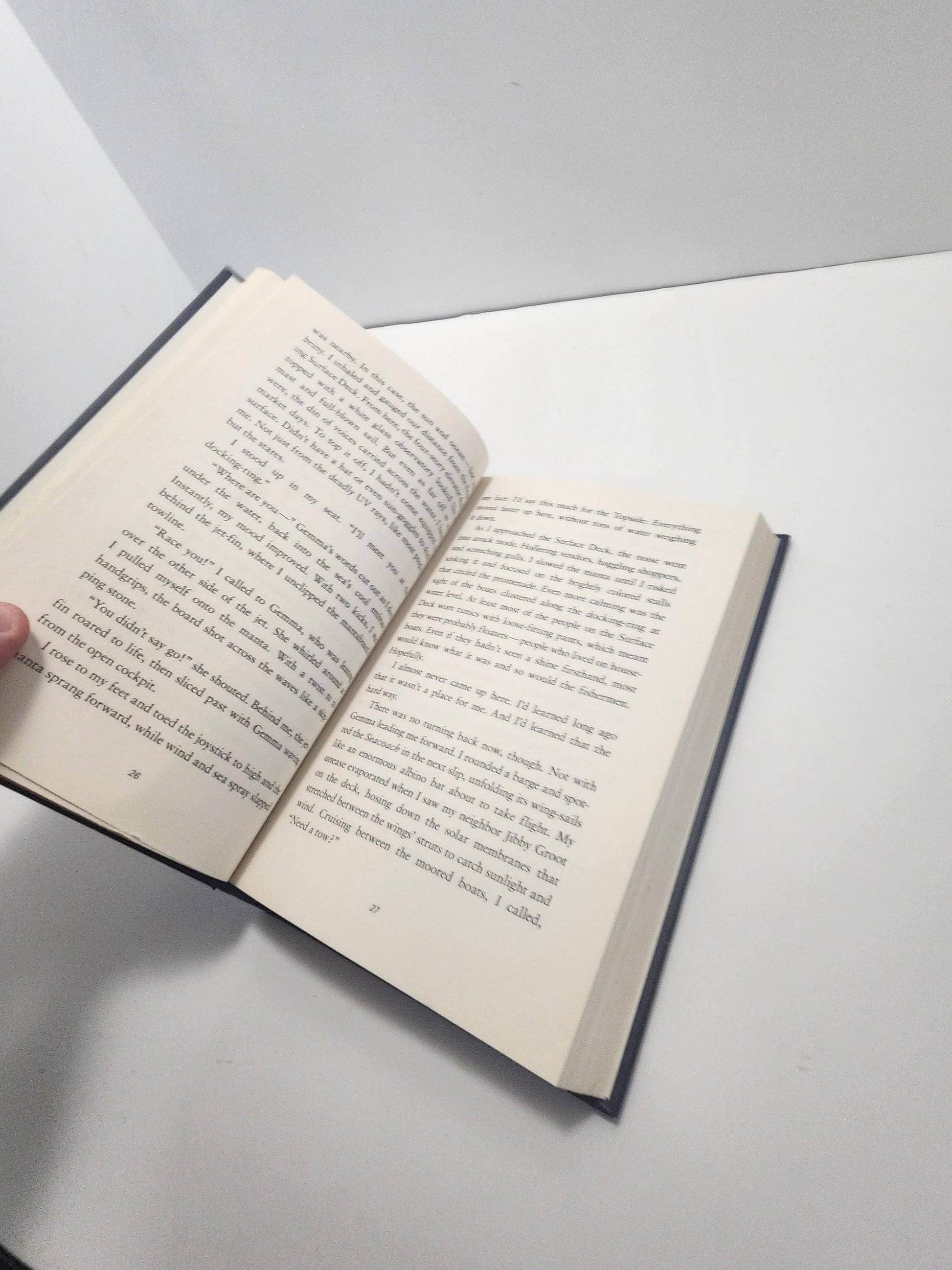 Dark Life By Kat Falls - Dark Life - Dark Life Book - Kat Falls - Kat Falls Books - Books - Fantasy Books - Scholastic - Scholastic Books