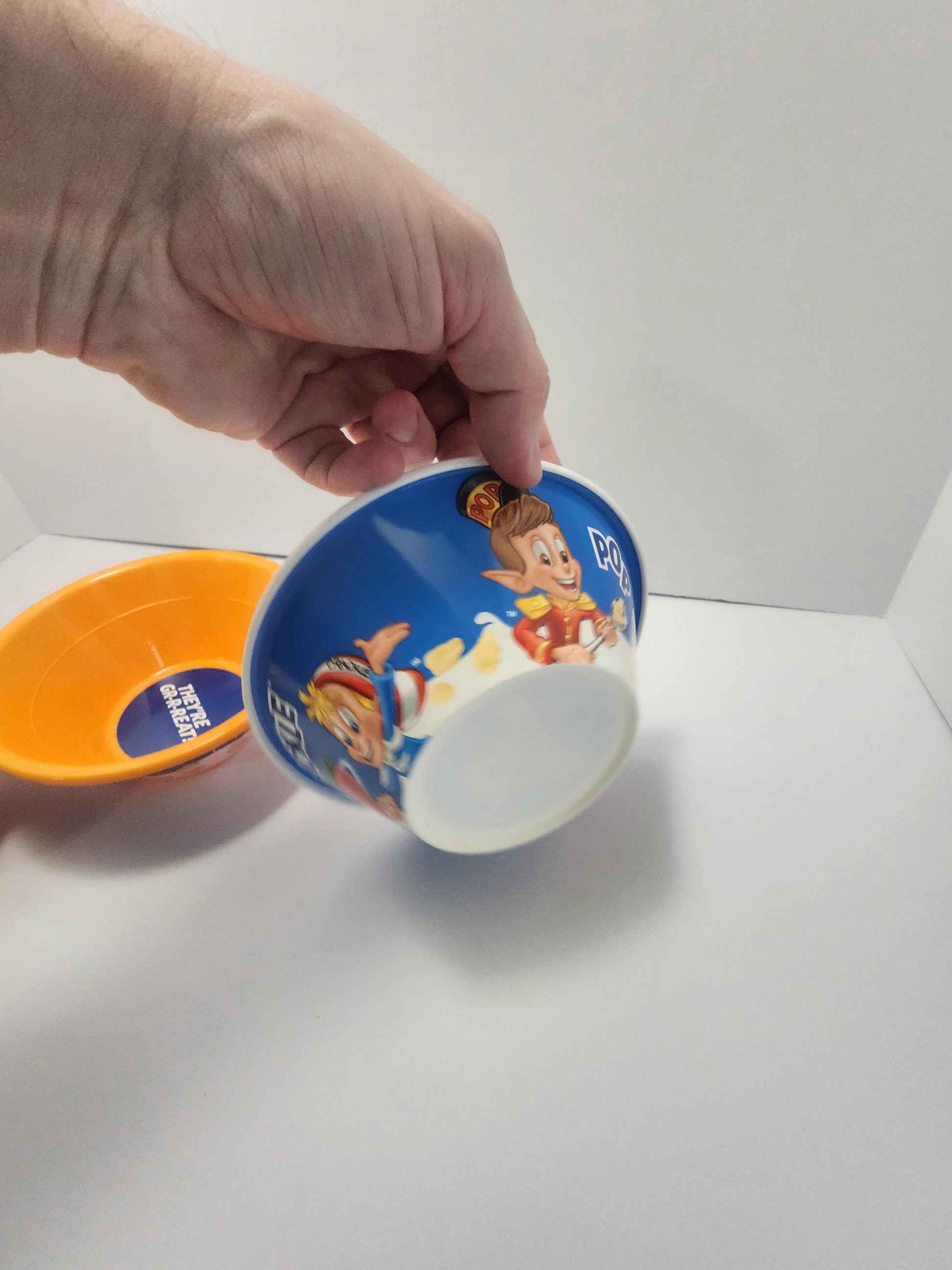Tony The Tiger Vintage 1990s Cereal Bowl - Kelloggs - Kelloggs Cereal - Vintage Cereal - Cereal Characters - Bowls - Tony The Tiger