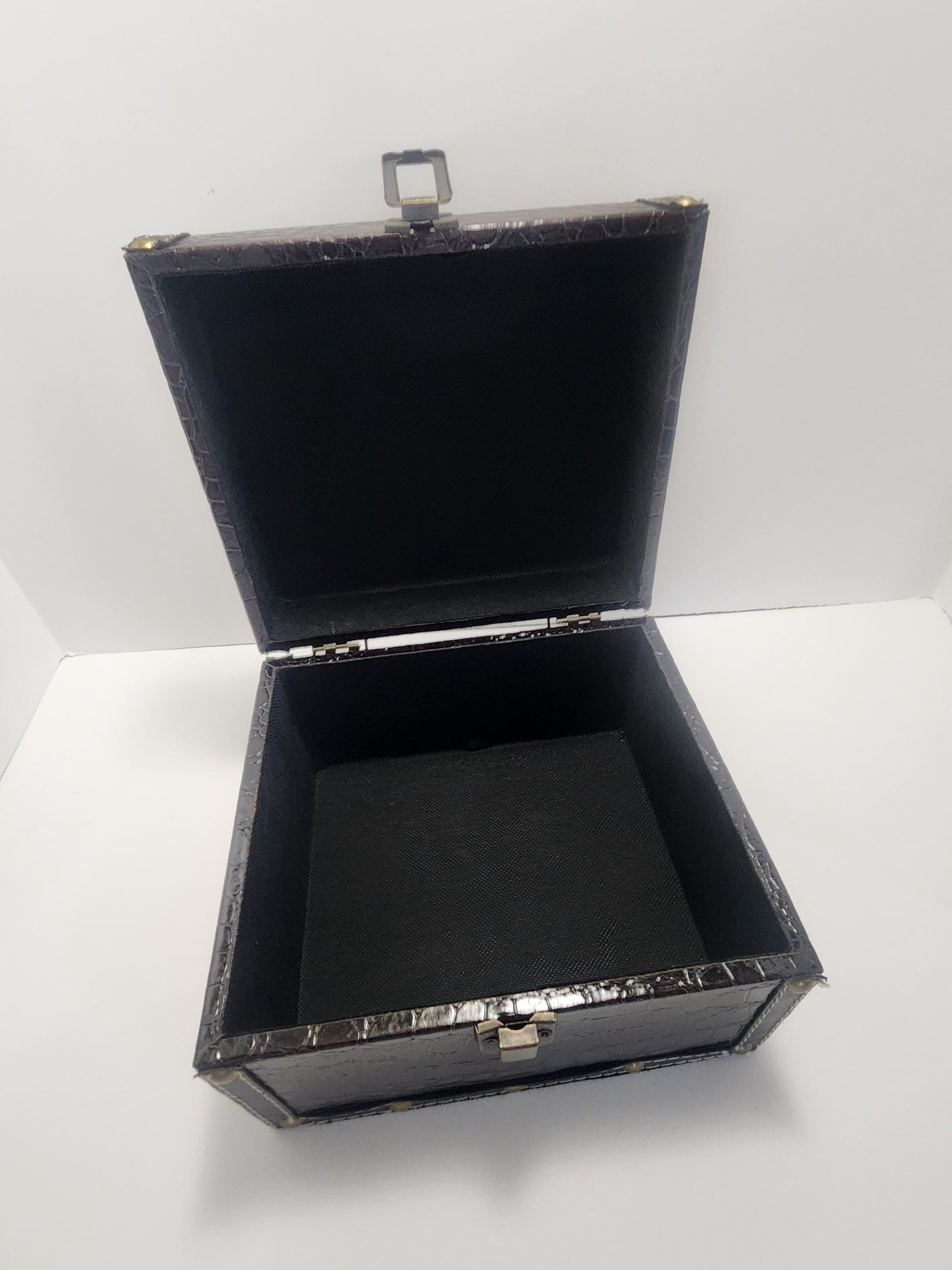 Vintage Black Big Sized Trinket Box - Trinkets - Boxes - Trinket Box - Possible Faux Or Alligator