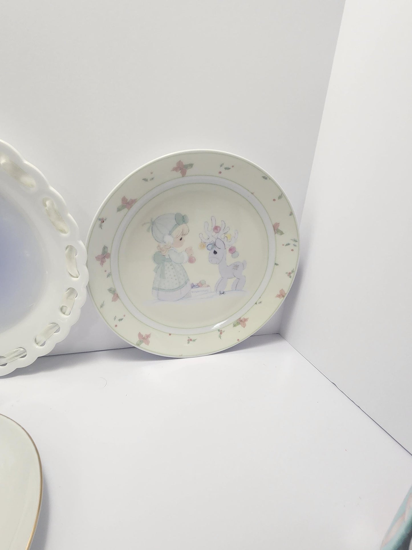 Precious Moments Collectable Vintage Plates - Precious Moments - Plates - Collectables - Figurines - Religious Gifts - Collectable Plates