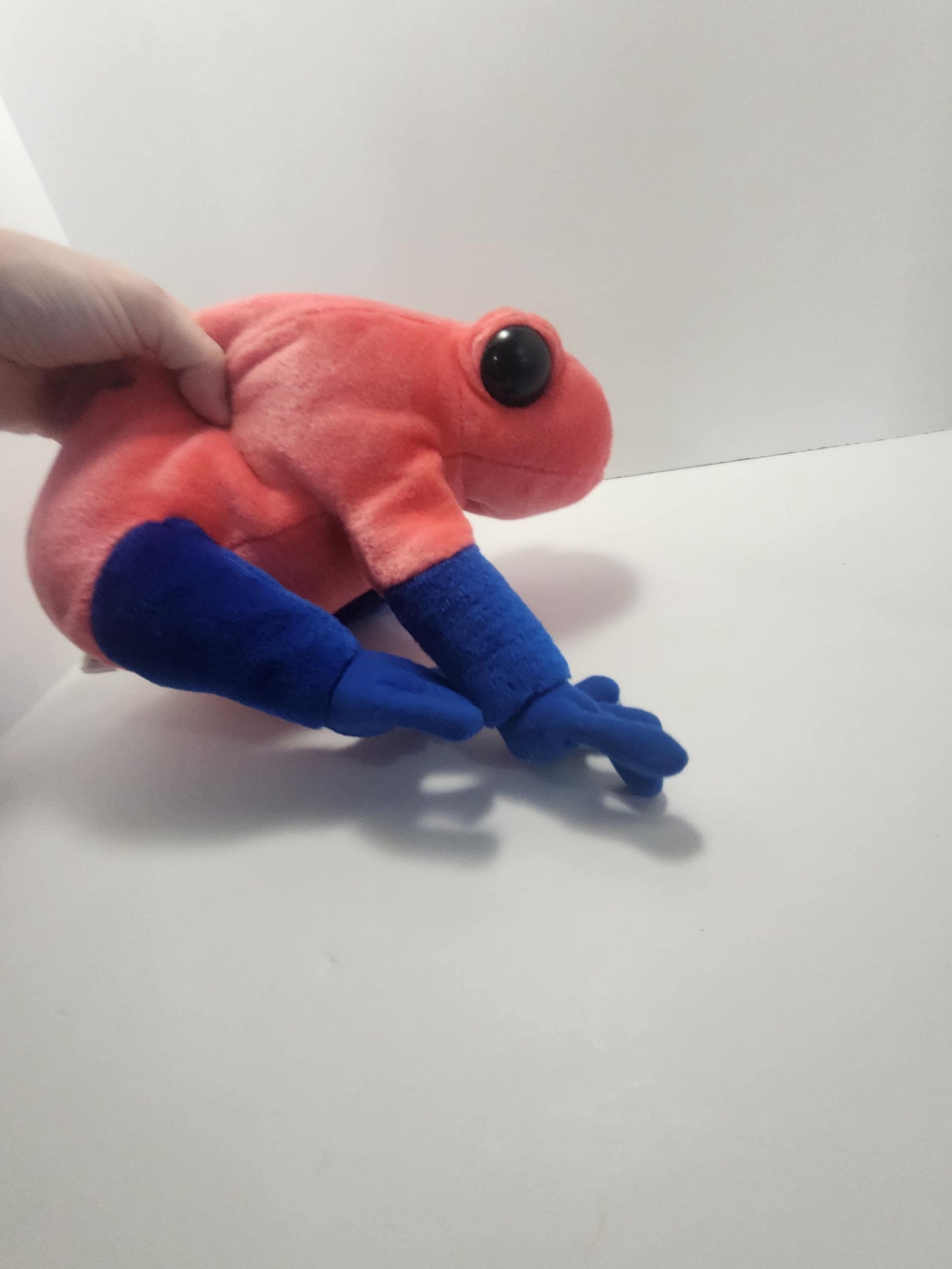 Wild Republic Dart Frog Stuffed Animal - Frogs - Stuffed Frog - Poison Frog - Dart Frog - Tree Frog - Wild Republic - Zoo - Plushies