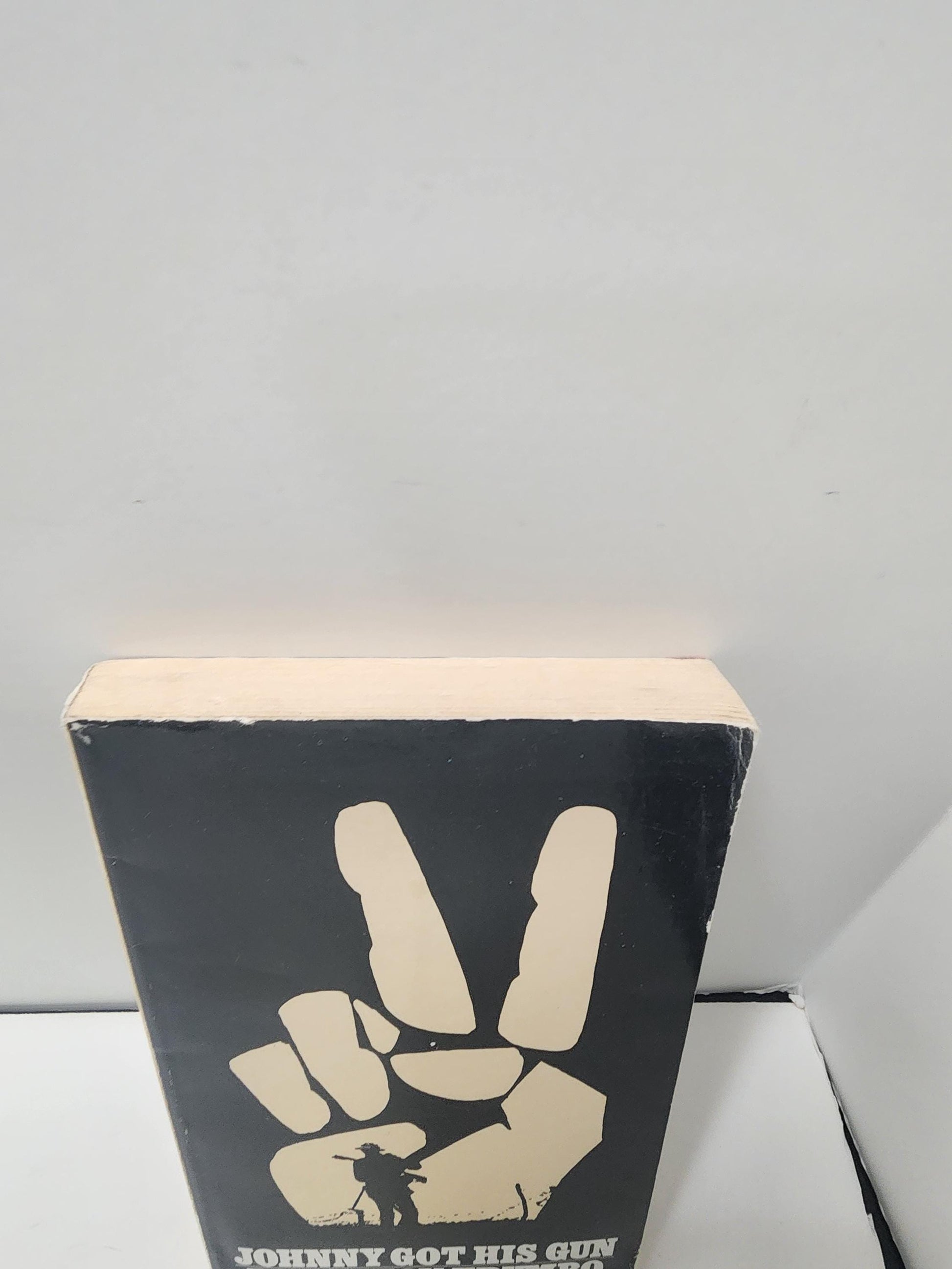 1989 Johnny Got His Gn By Dalton Trumbo Paperback Book - Books - Vintage Books - Dalton Trumbo - Johnny Got His Gn