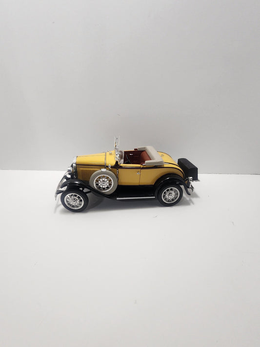 1/18 Scale 1997 Motor City Classic Cars - Cars - Model Cars - 1/18 Scale - Classic Cars - Motor City - Gift Cars