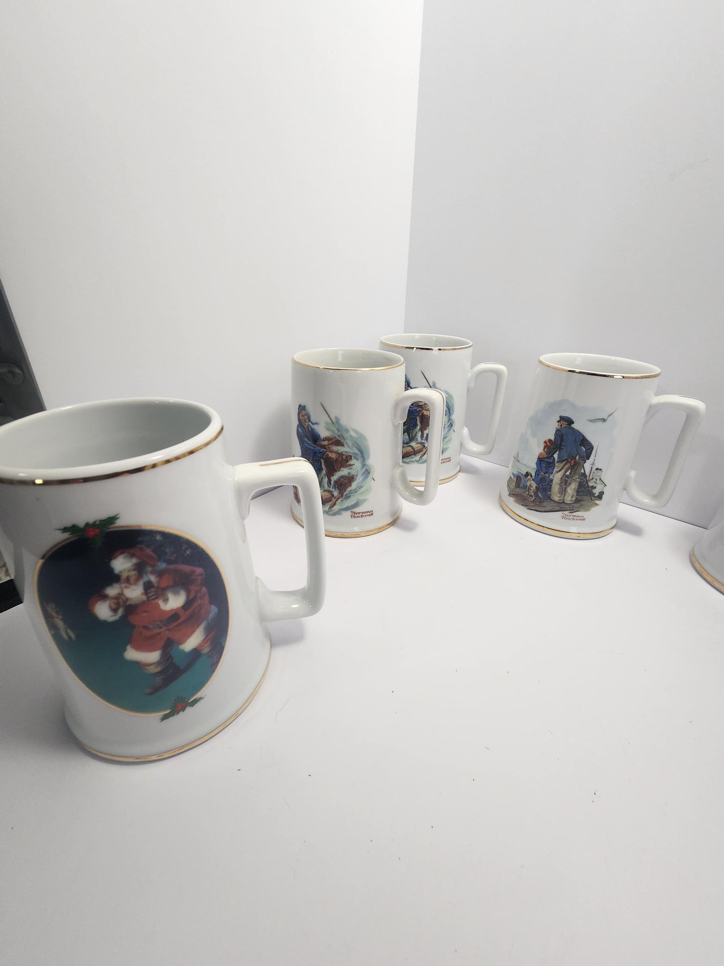 Norman Rockwell Coffee Mugs Lot of 2 - Mugs - Coffee - Coffee Mugs - Holidays - Christmas - Christmas Mugs - Santa - Norman Rockwell