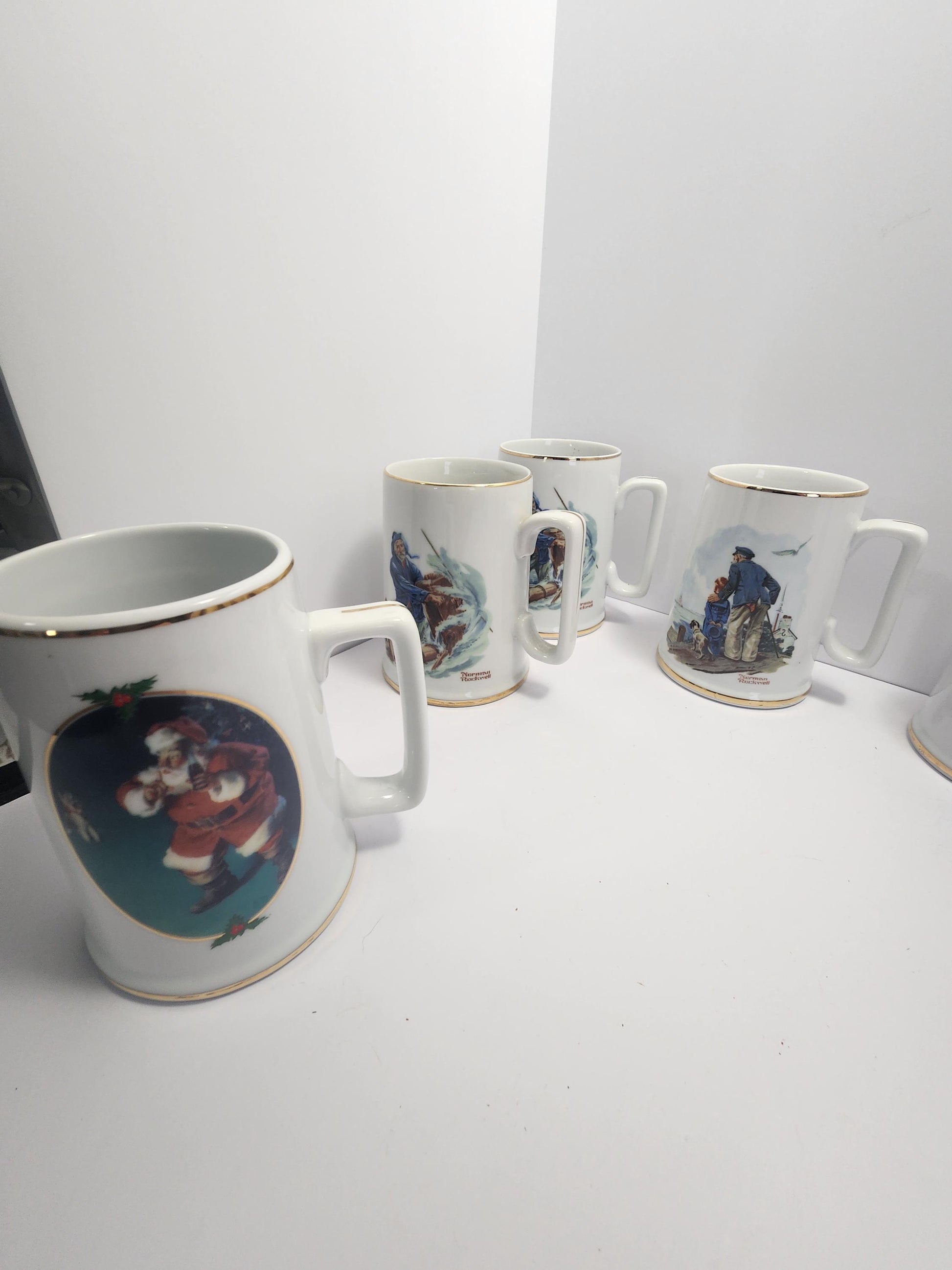 Norman Rockwell Coffee Mugs Lot of 2 - Mugs - Coffee - Coffee Mugs - Holidays - Christmas - Christmas Mugs - Santa - Norman Rockwell