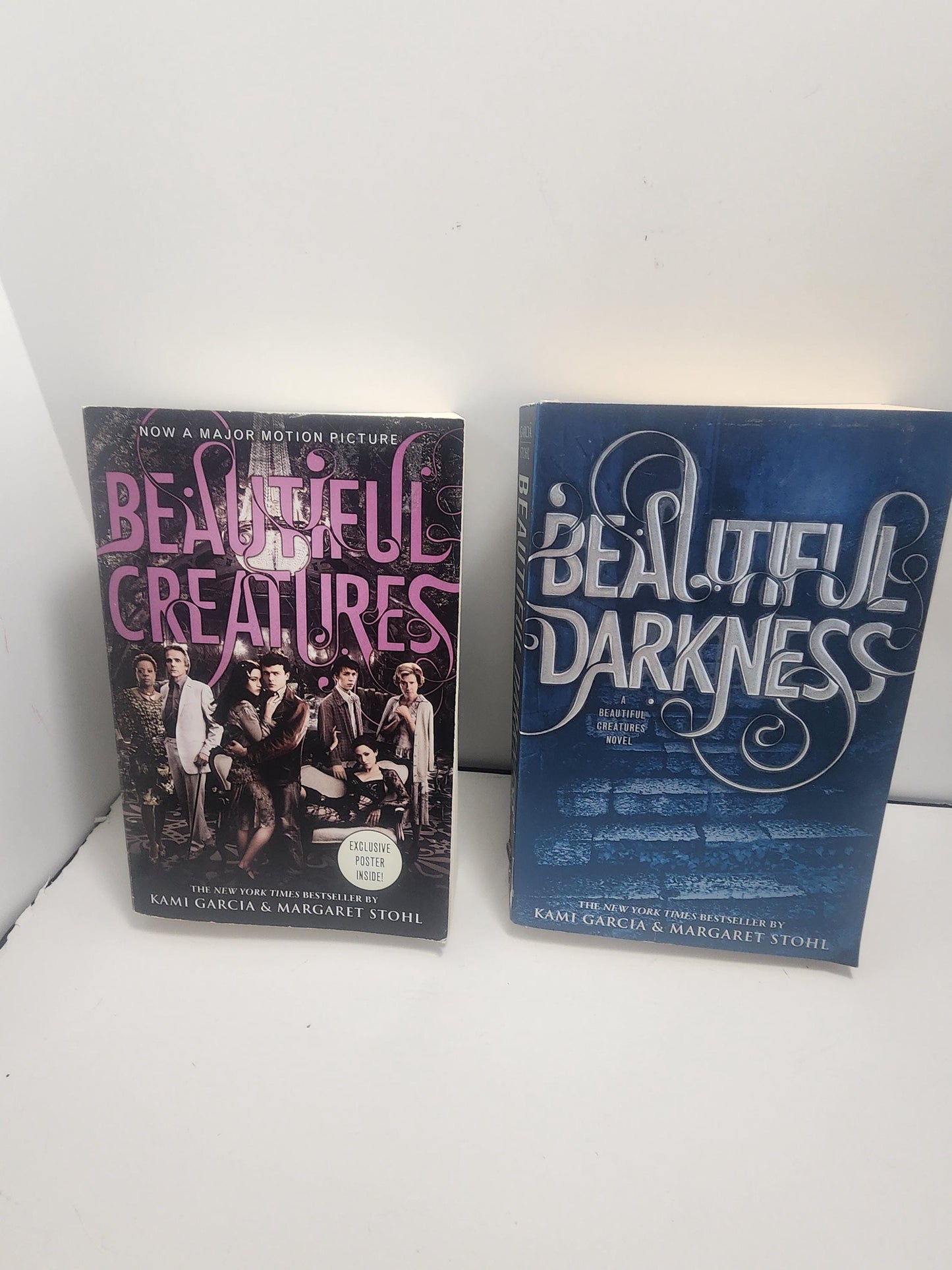 Beautiful Creatures & Beautiful Darkness Lot of 2 By Kami Garcia Margaret Stohl - Beautiful Creatures - Margaret Stohl