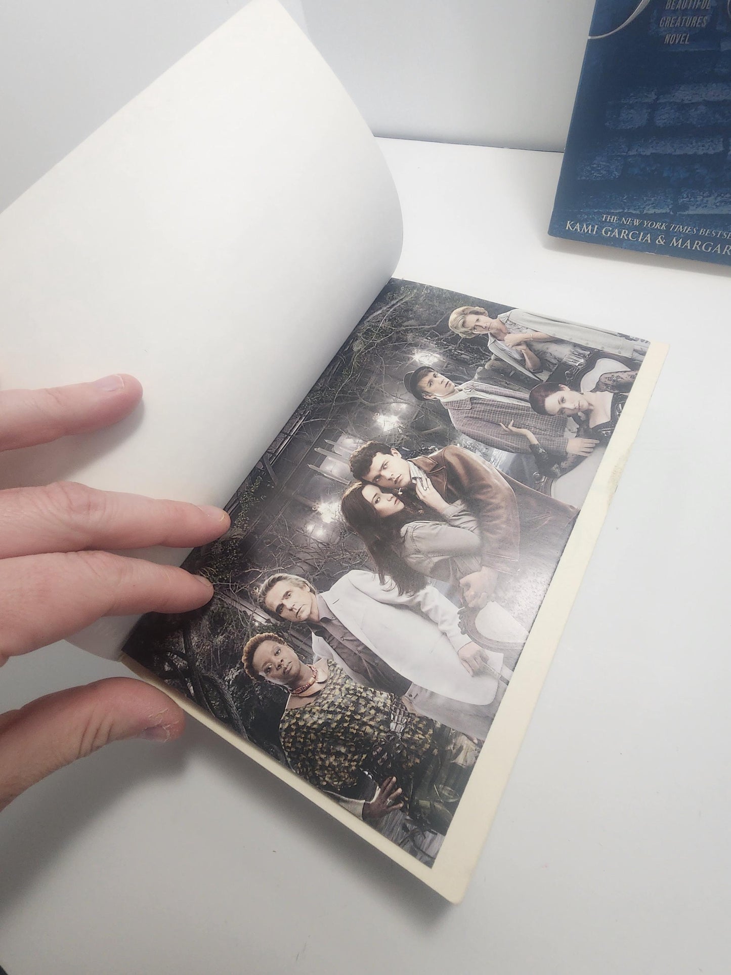 Beautiful Creatures & Beautiful Darkness Lot of 2 By Kami Garcia Margaret Stohl - Beautiful Creatures - Margaret Stohl