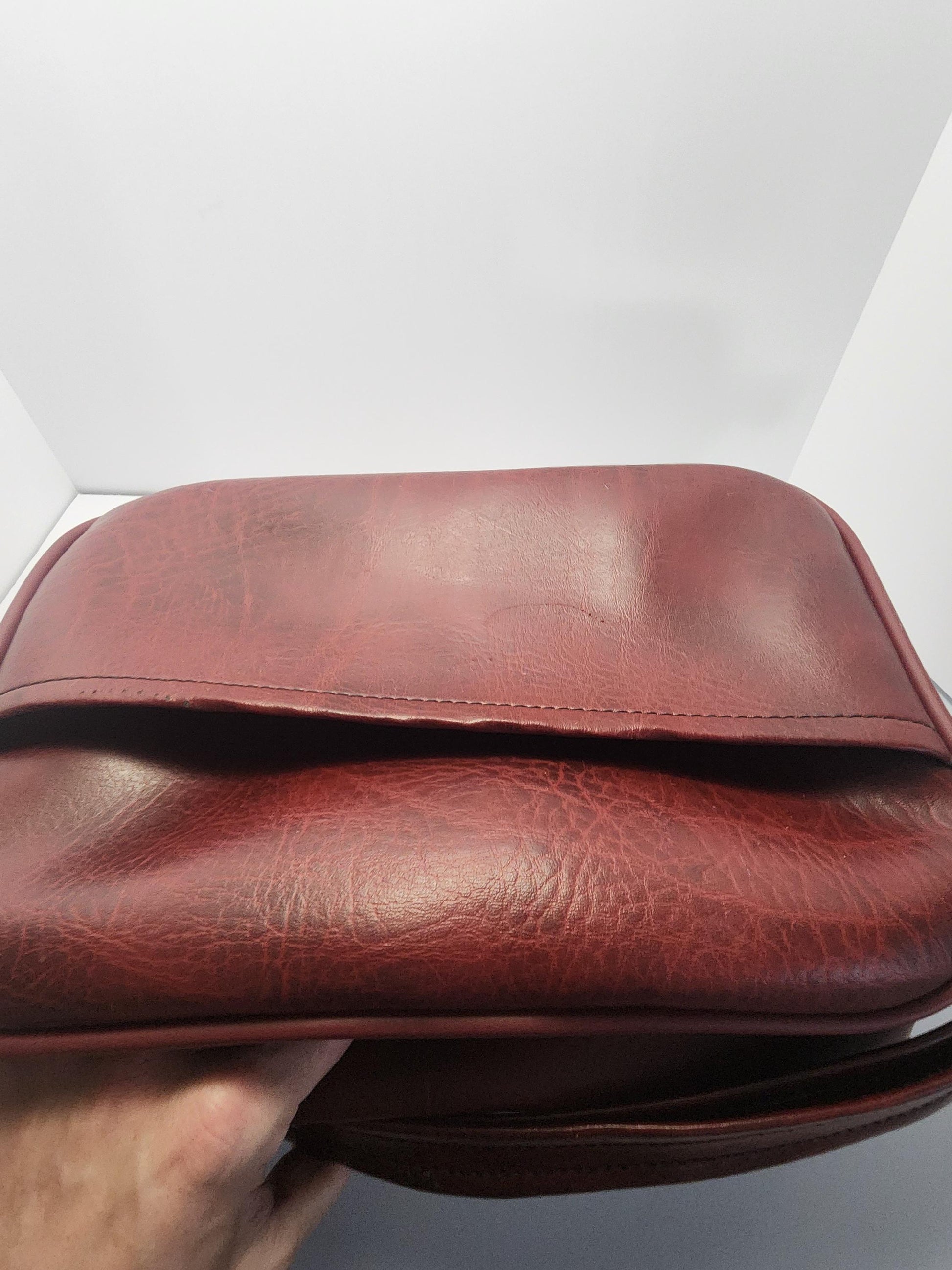 Vintage Leather Womens Travel Bag - Bags - Travel Bags - Vintage Bag - Womens Bag - Womens Gifts - Leather Bag - Shoulder Bag - Antique Bags