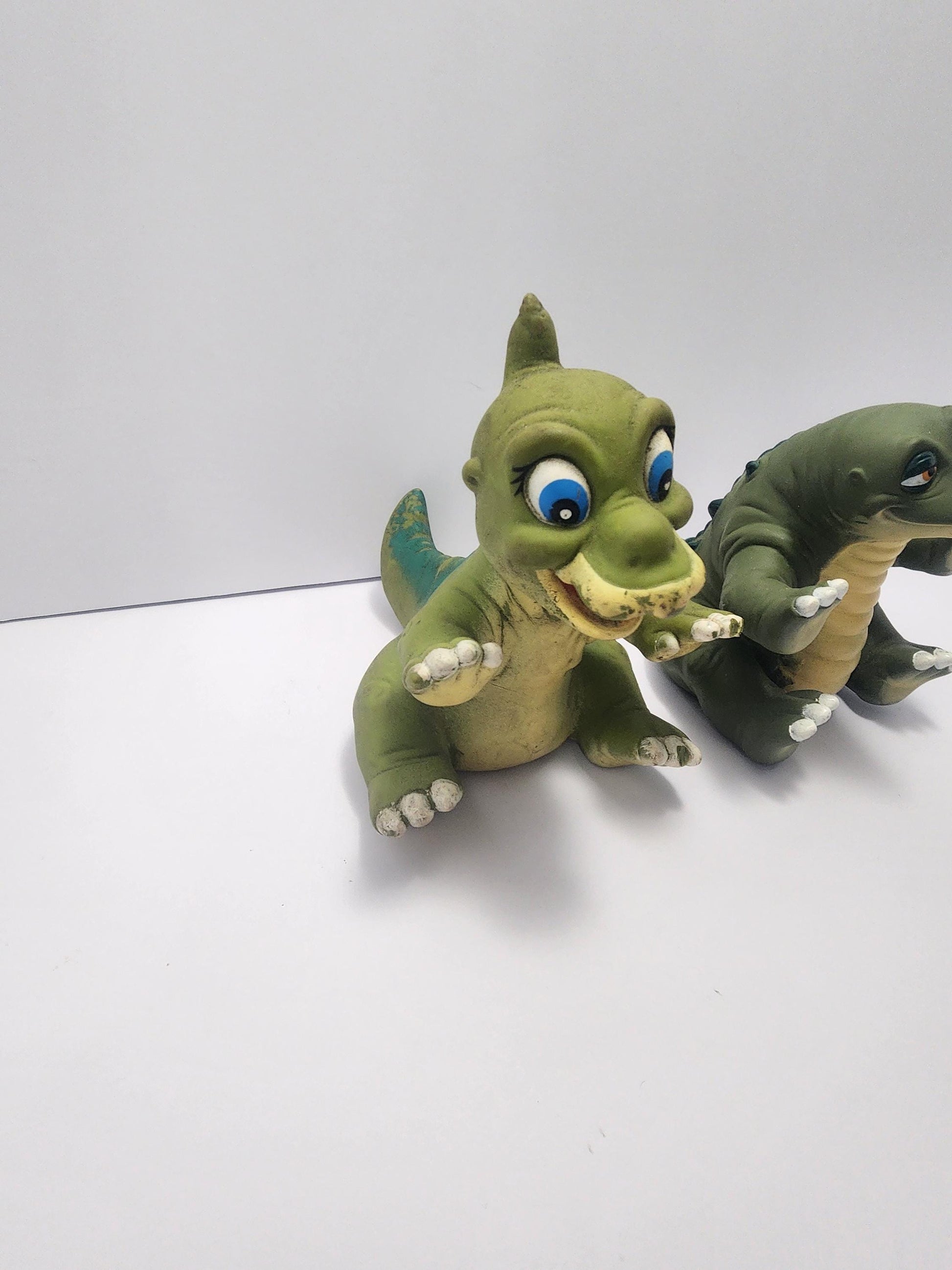 Land Before Time 1988 Ducky & Spike Figures - Land Before Time - Dinosaurs - Vintage Toys - Pizza Hut - Pizza Hut Toys - Hand Puppets