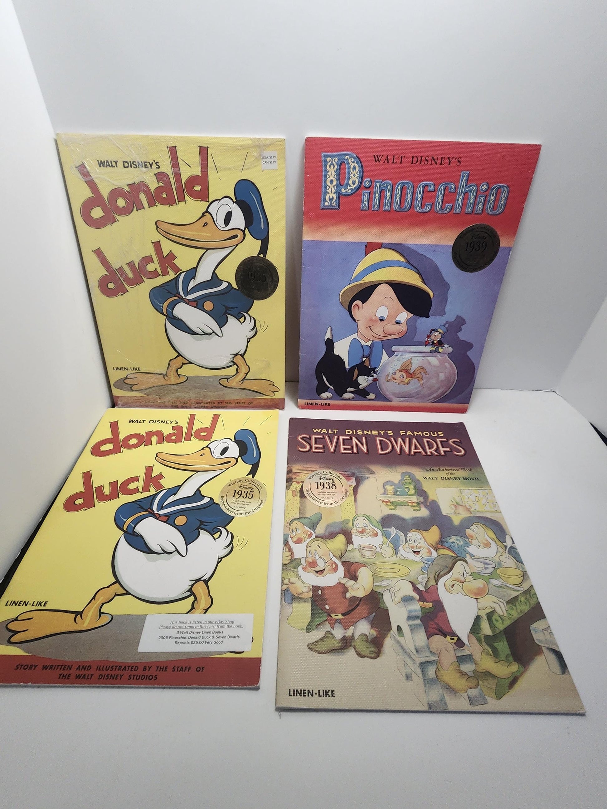 Walt Disney Commerative Books - Snow White - Seven Dwarfs - Donald Duck - Pinnochio - Commerative - Walt Disney - Disney Gifts