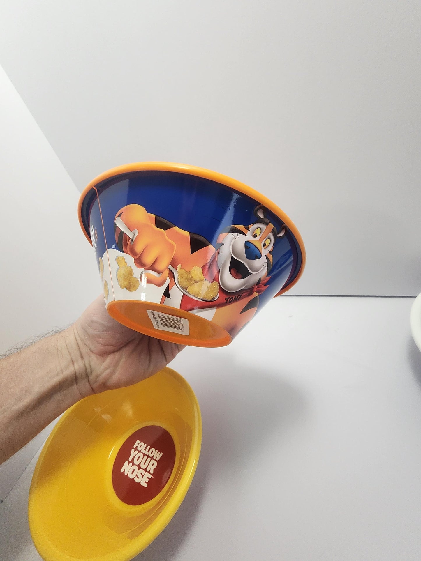 Tony The Tiger Vintage 1990s Cereal Bowl - Kelloggs - Kelloggs Cereal - Vintage Cereal - Cereal Characters - Bowls - Tony The Tiger