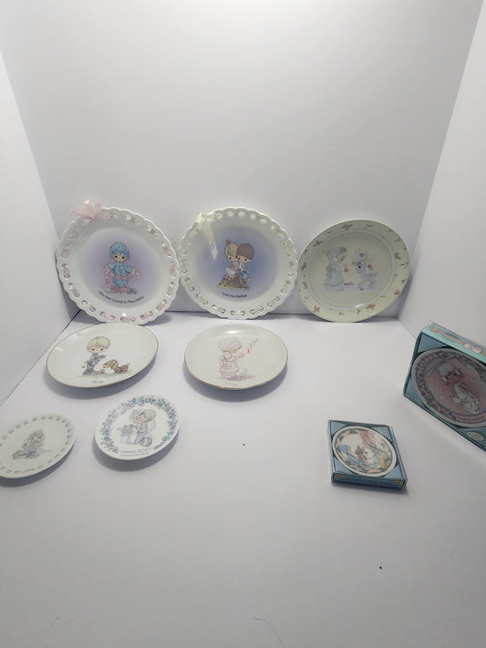 Precious Moments Collectable Vintage Plates - Precious Moments - Plates - Collectables - Figurines - Religious Gifts - Collectable Plates