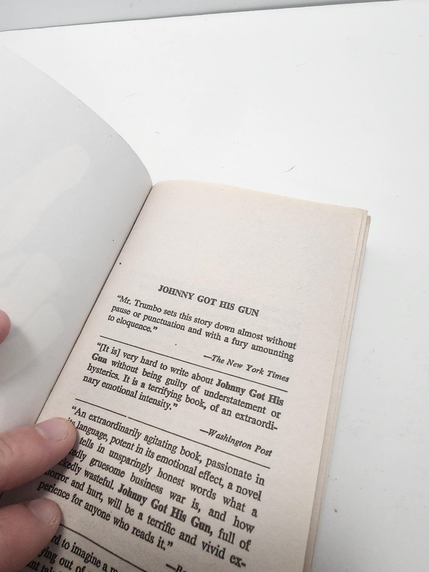 1989 Johnny Got His Gn By Dalton Trumbo Paperback Book - Books - Vintage Books - Dalton Trumbo - Johnny Got His Gn