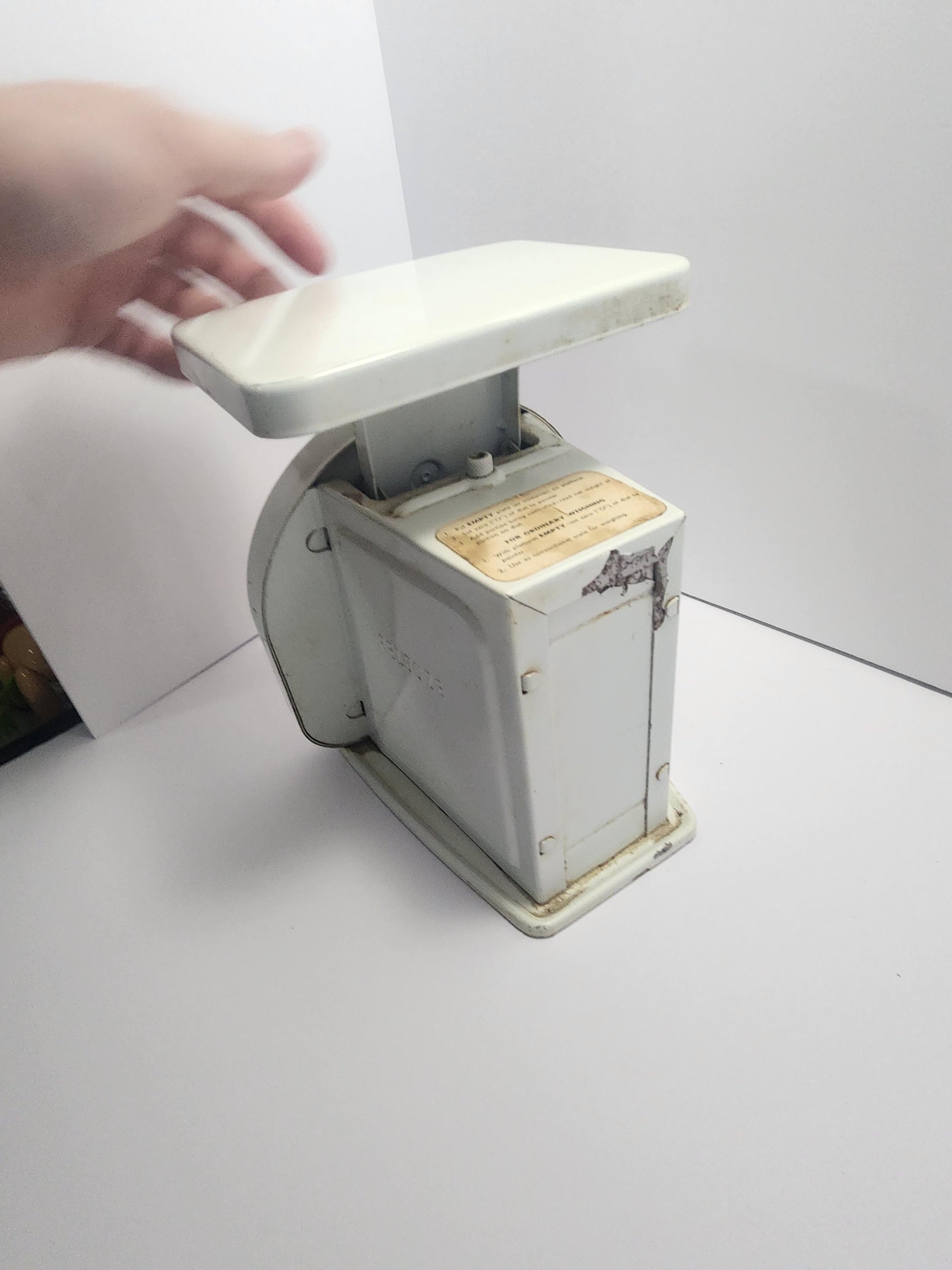 Pelouze Vintage 2lb Food Scale - Scales - 2Lb Scales - Pelouze - Pelouze Scale - Kitchen - Kitchen Scale - Vintage Scales - Kitchen