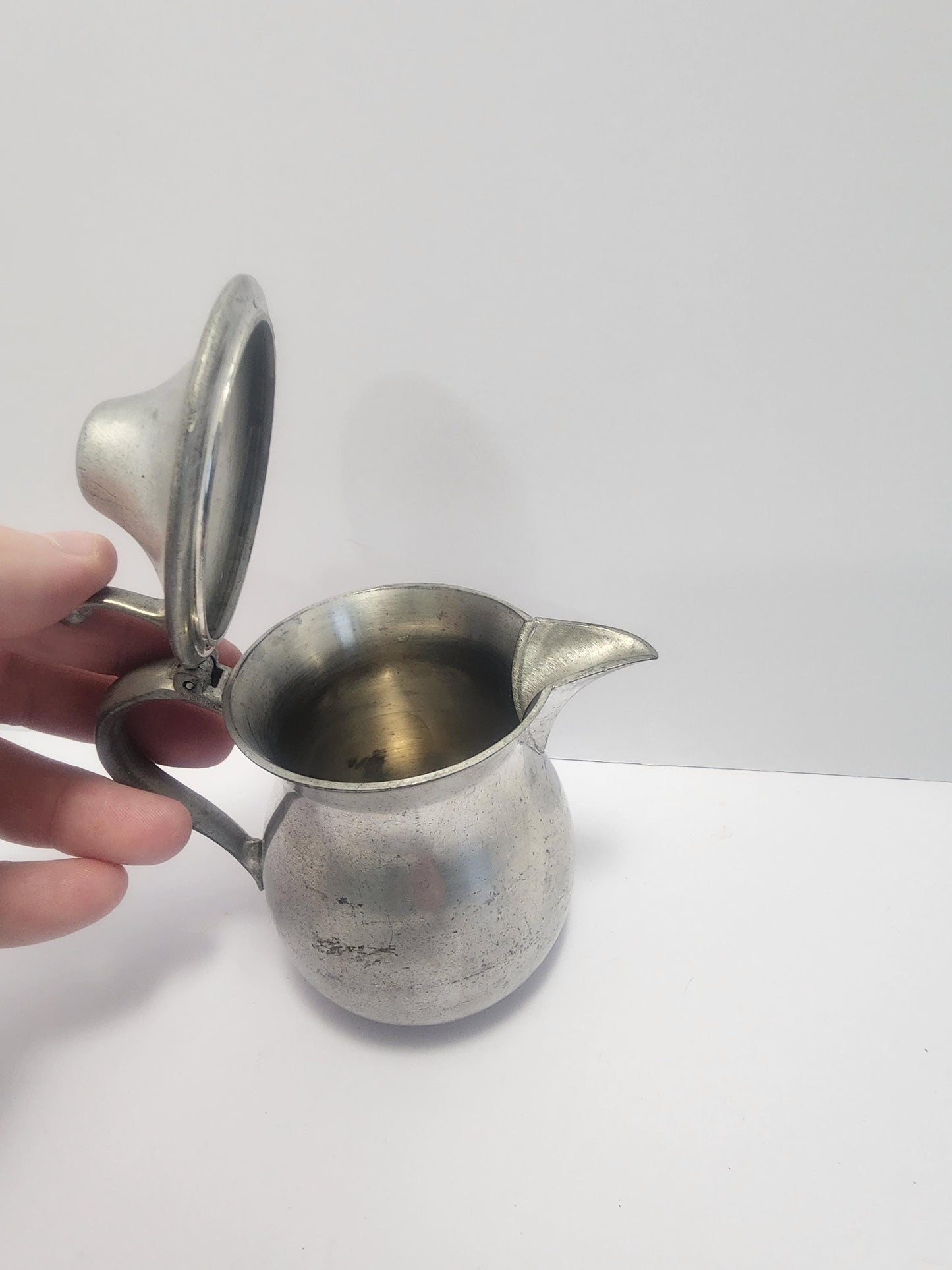 Woodbury 1980s Pewter Creamer - Pewter - Teapots - Woodbury - Pewter Gifts - Vintage Pewter - Syrup