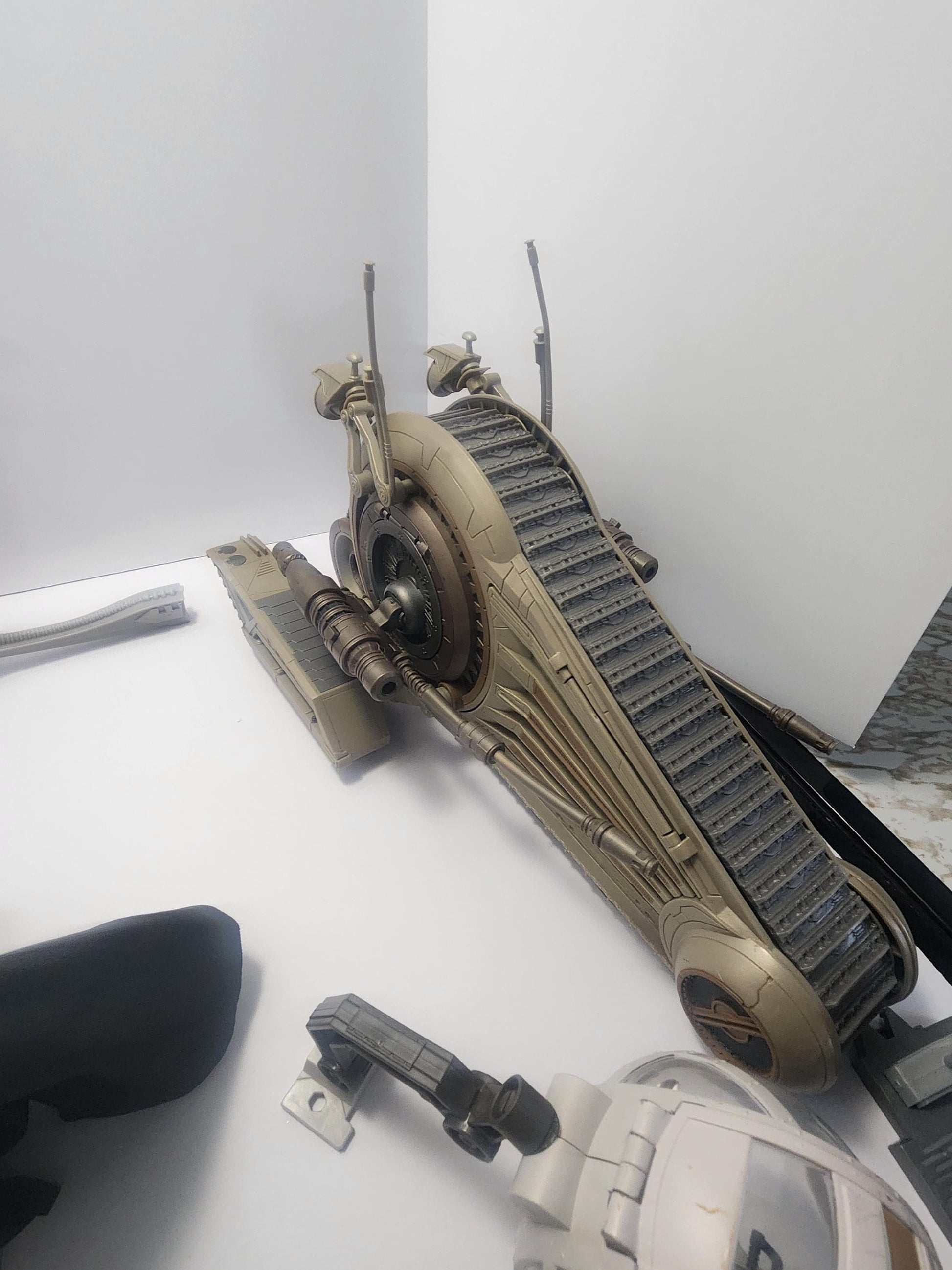 Stars Wars Vintage Action Figures and Droids Lots - Star Wars - Octuptaira Droid - Alliance - Snail Tank Droid - Action Figures - Star War