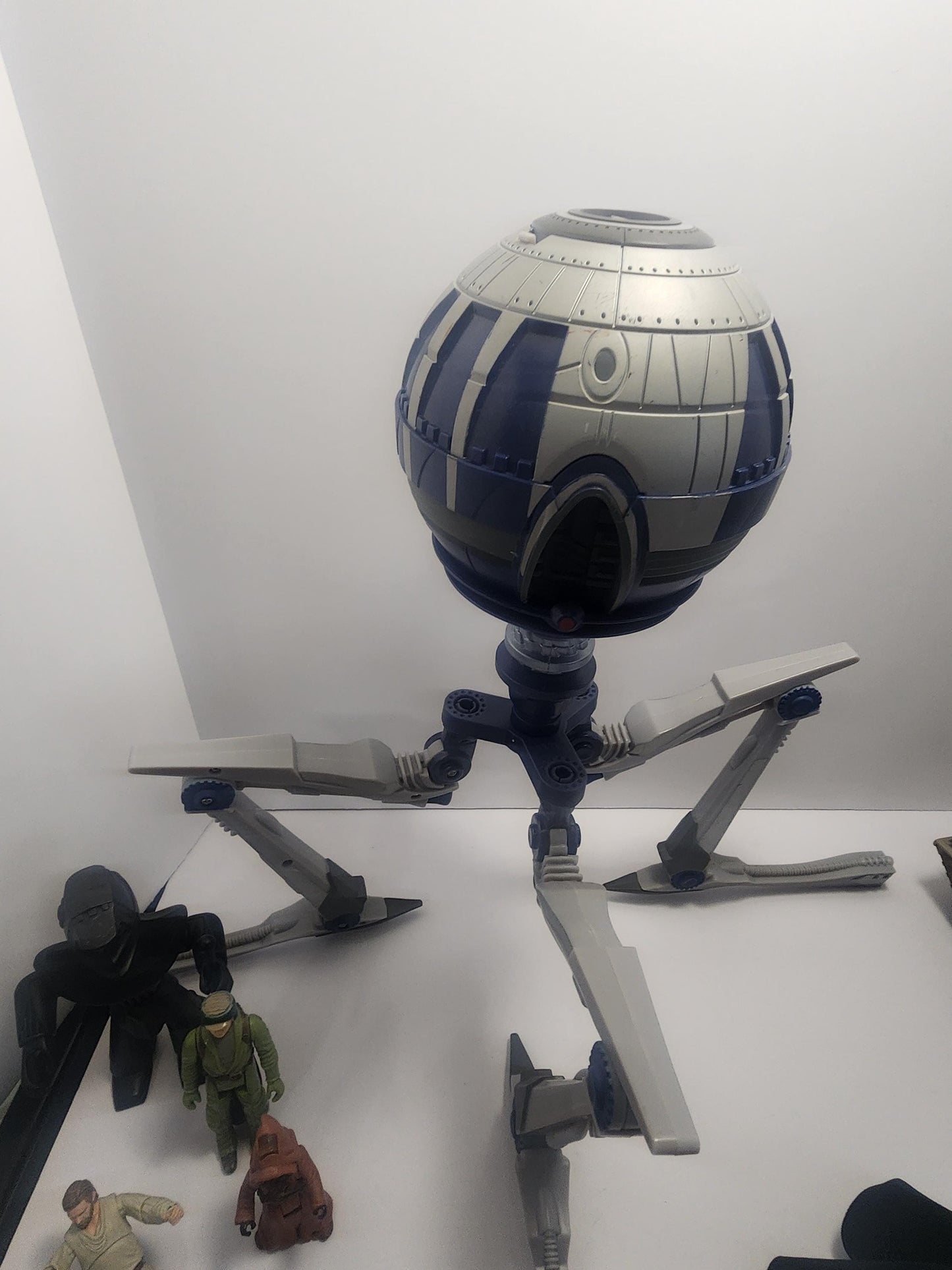 Stars Wars Vintage Action Figures and Droids Lots - Star Wars - Octuptaira Droid - Alliance - Snail Tank Droid - Action Figures - Star War