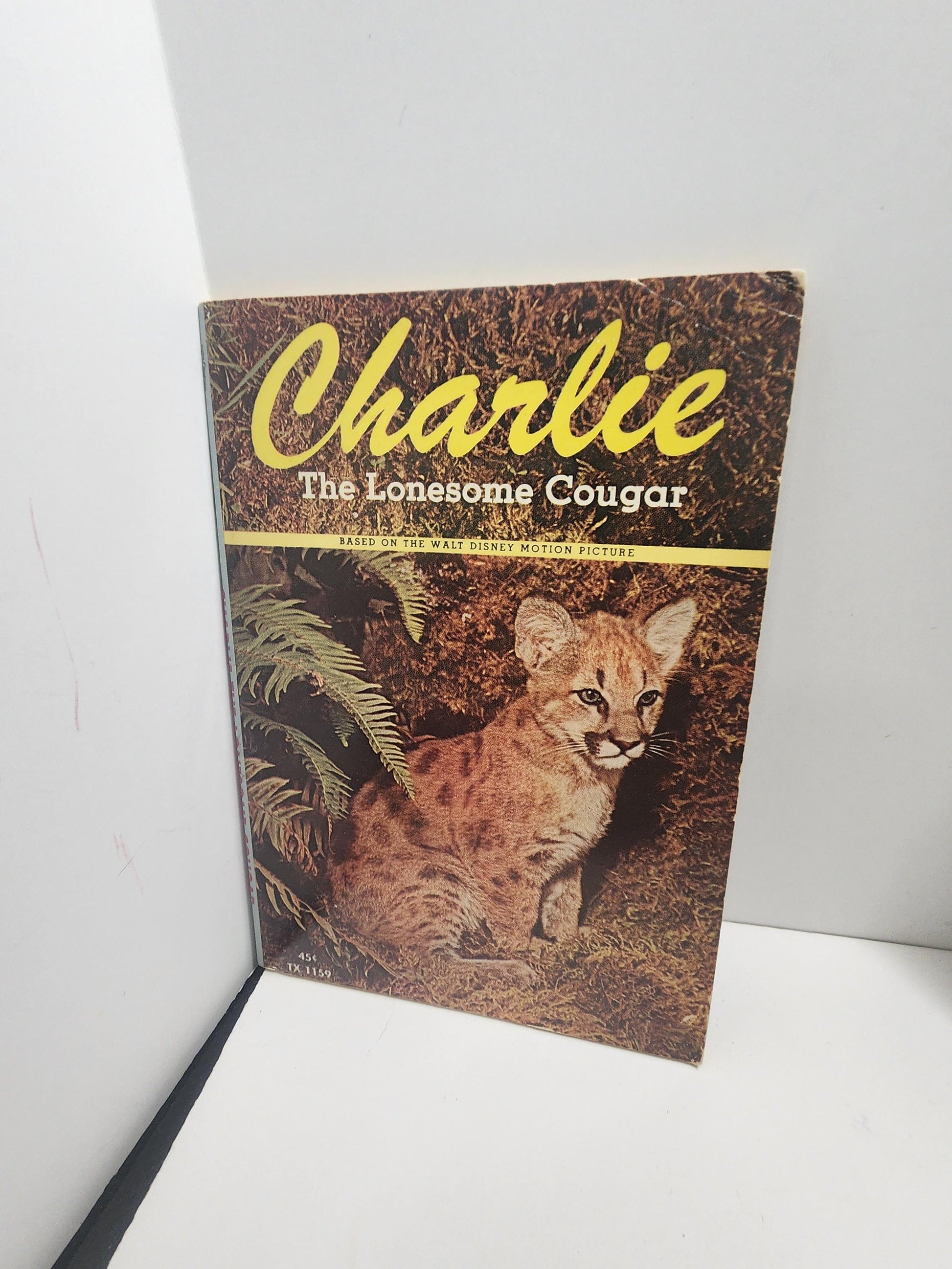 1968 Charlie The Lonesome Cougar Walt Disney Book - Books - Walt Disney - Vintage Books - Charlie The Lonesome Cougar - Cougars - Kids Books