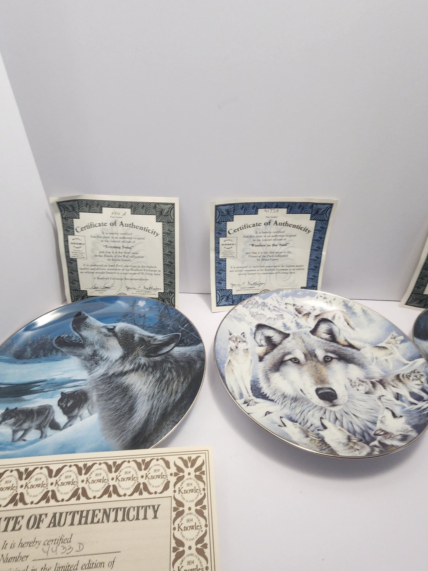 Wolf Collectable Plates By Diana Casey Bradford Exchange - Wildlife - Wildlife Plates - Plates - Decor Plates - Wolves - Bradford Exchange