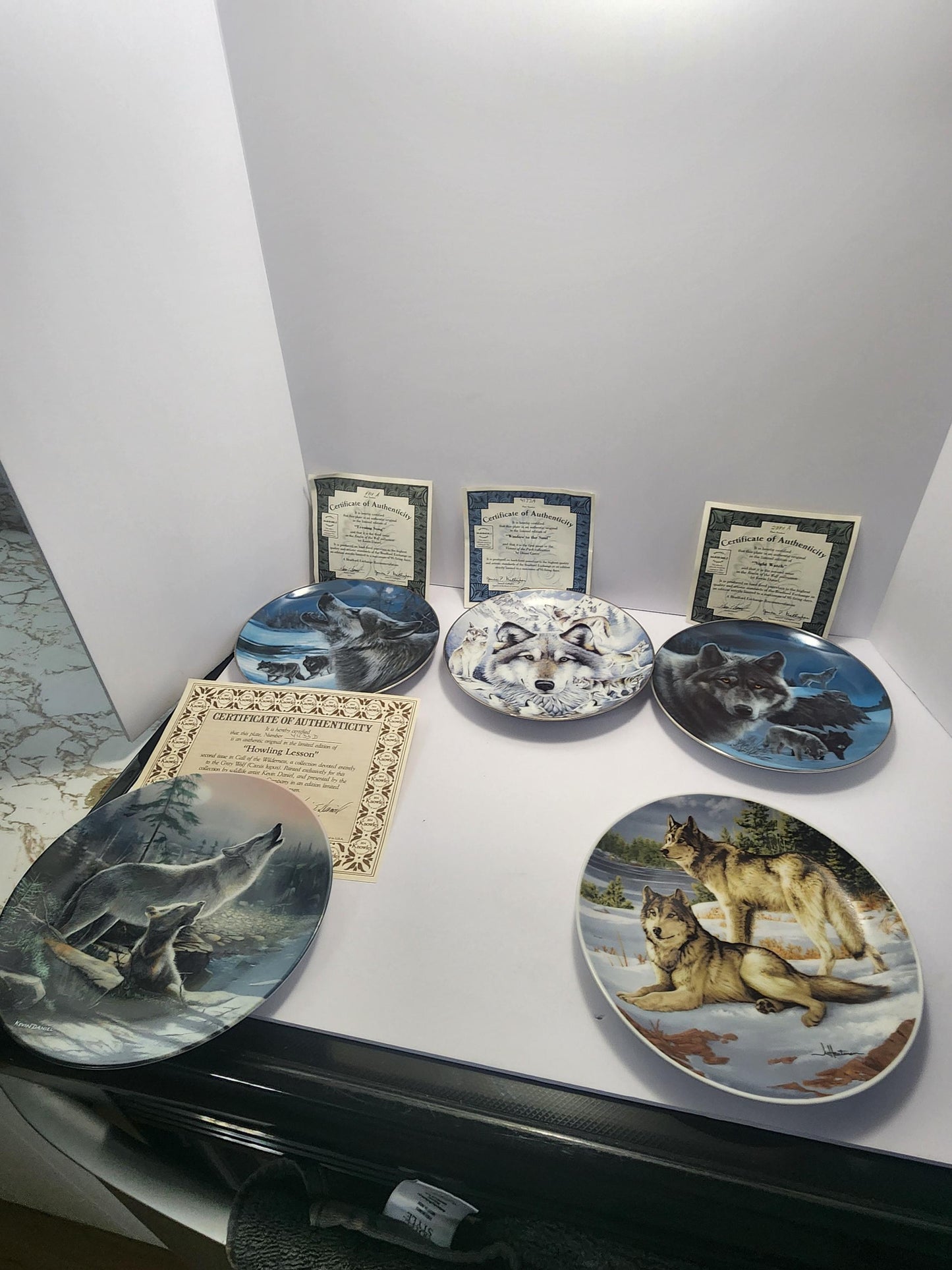 Wolf Collectable Plates By Diana Casey Bradford Exchange - Wildlife - Wildlife Plates - Plates - Decor Plates - Wolves - Bradford Exchange