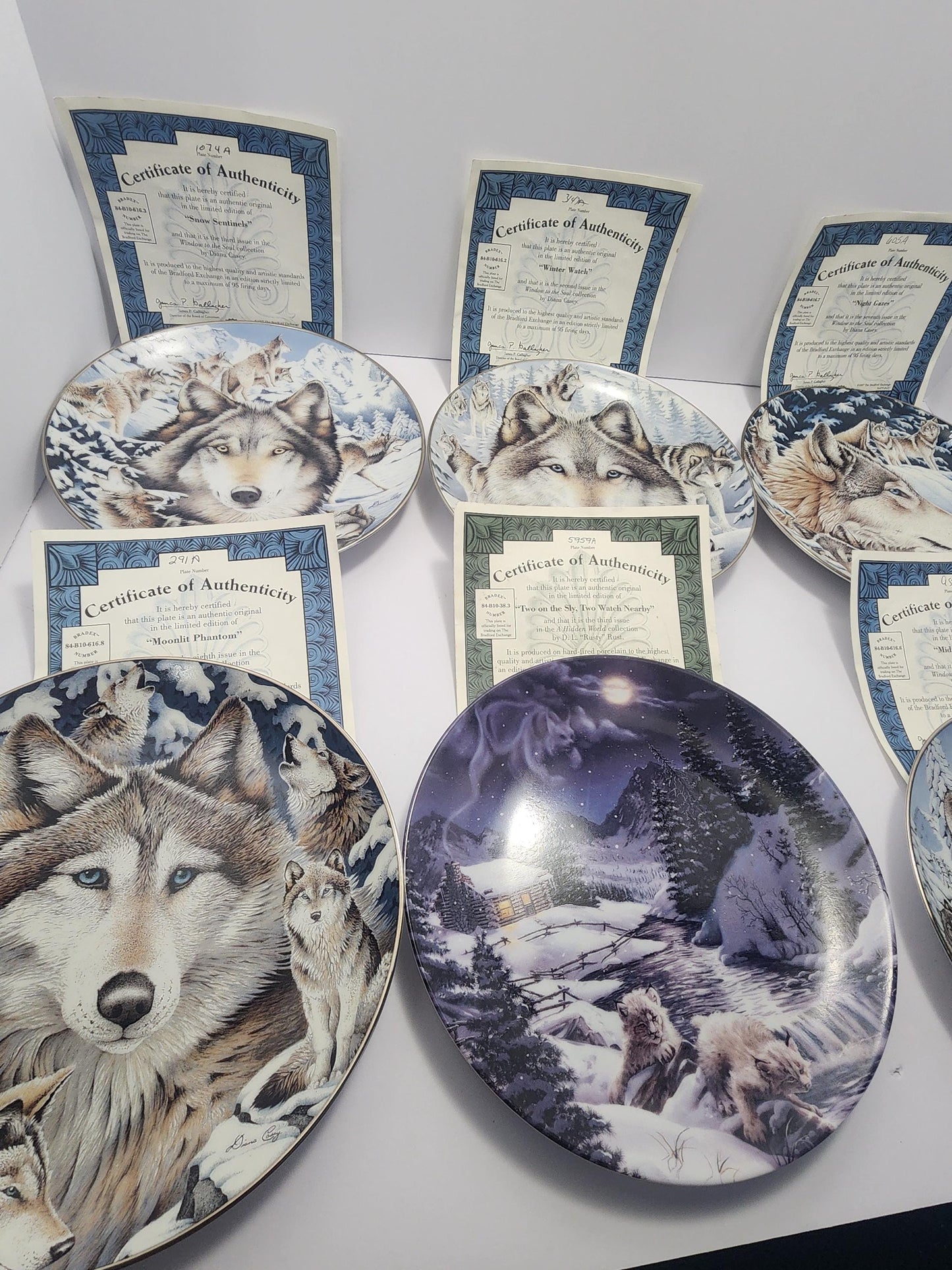 Wolf Collectable Plates By Diana Casey Bradford Exchange - Wildlife - Wildlife Plates - Plates - Decor Plates - Wolves - Bradford Exchange