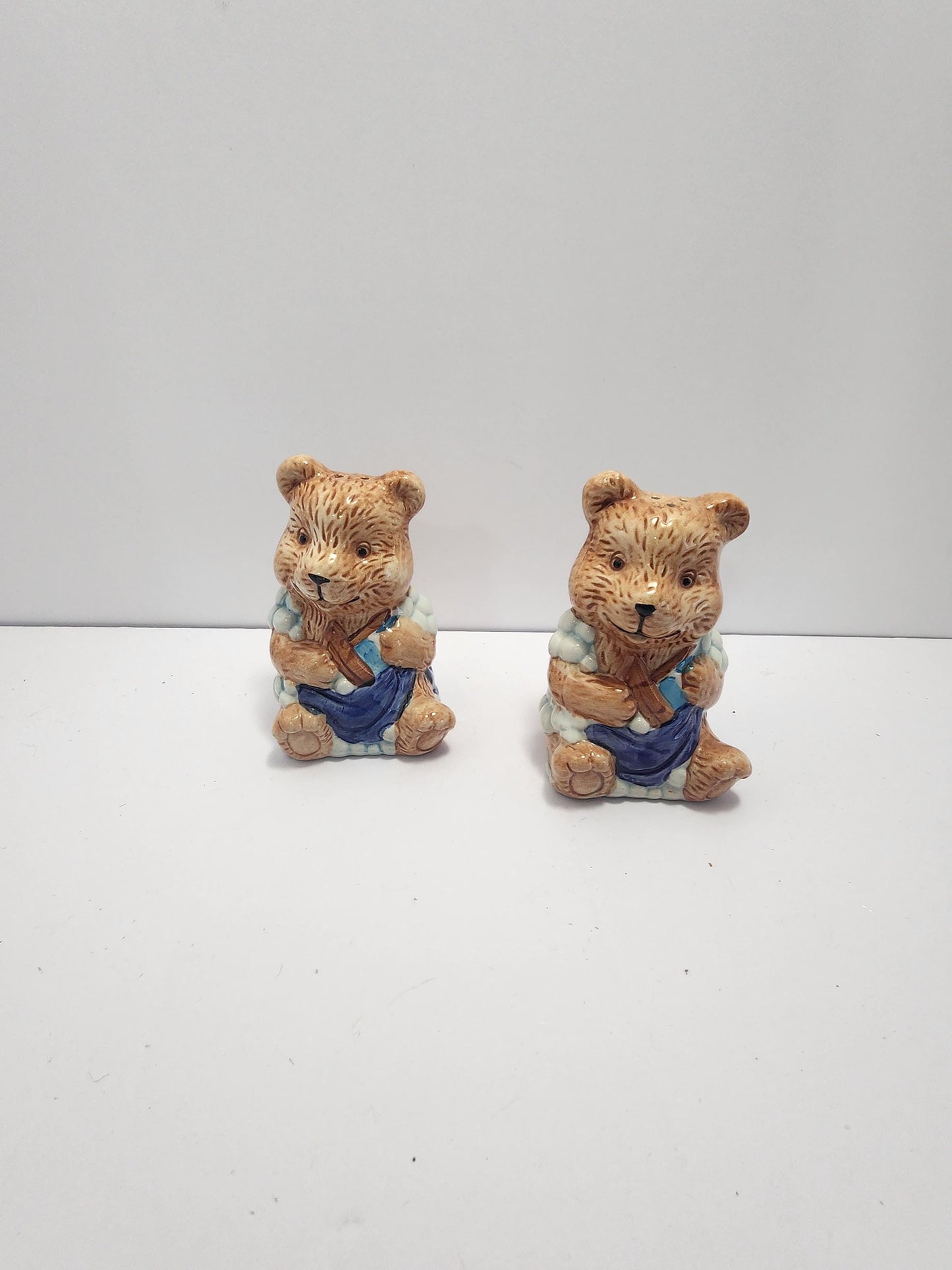 Bears Vintage Salt & Pepper Shakers Set Of 2 - Bears - Kitchen - Kitchen Decor - Bears Decor - Salt and Pepper - Shakers