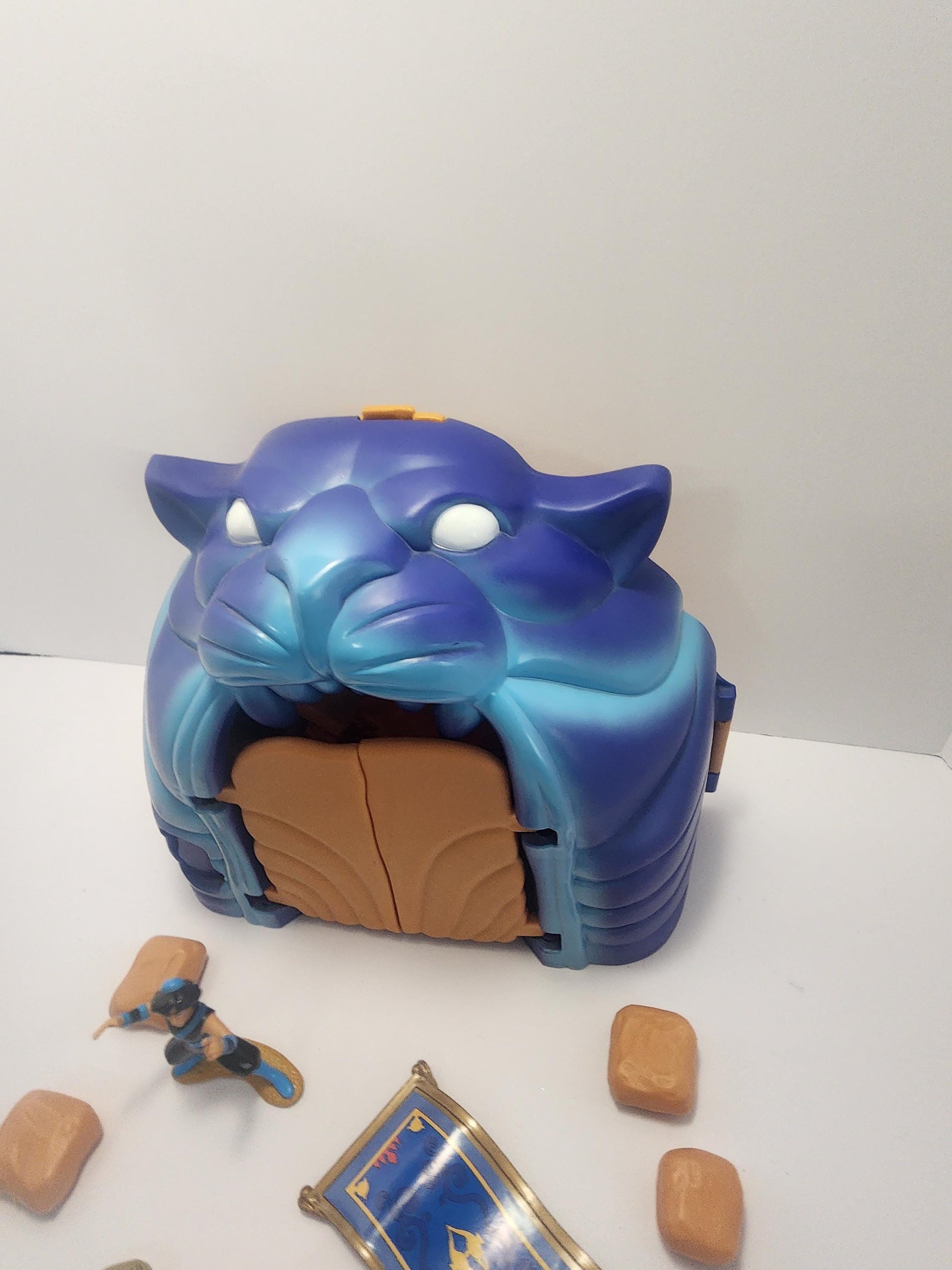 Aladdin Cave Of Wonders 1990s Vintage Playset - Disney - Playsets - Disney Toys - Aladdin - Aladdin Toys - Cave Of Wonders