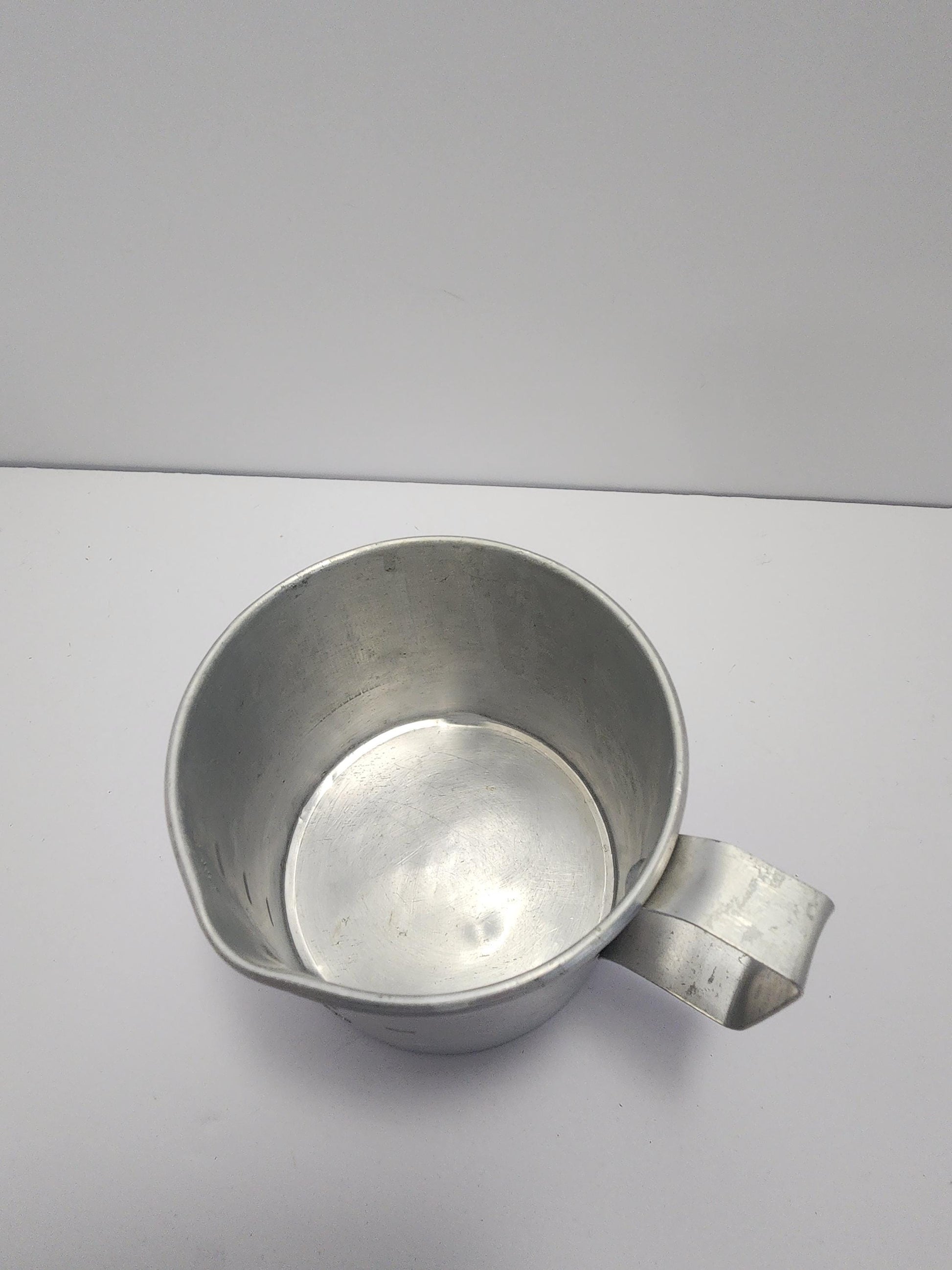 Aluminum Vintage Jiffy Measuring Cup - Aluminum - Kitchen - Kitchen Untensils - Measuring Cup - Vintage Kitchen - Cooking