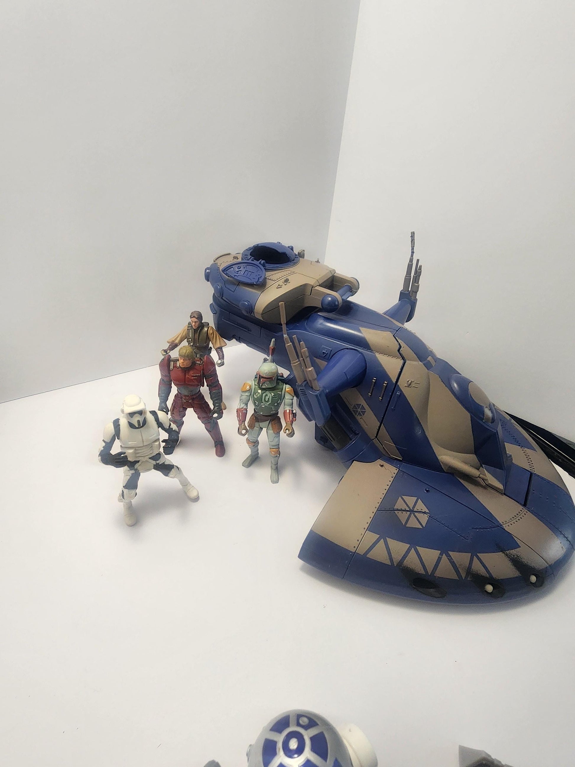 2000s Star Wars Action Figures LOTS - Anakin Skywalker - Azure Angel - Federation AAT Armored Assault Tank - Action Figures - Star Wars Toys