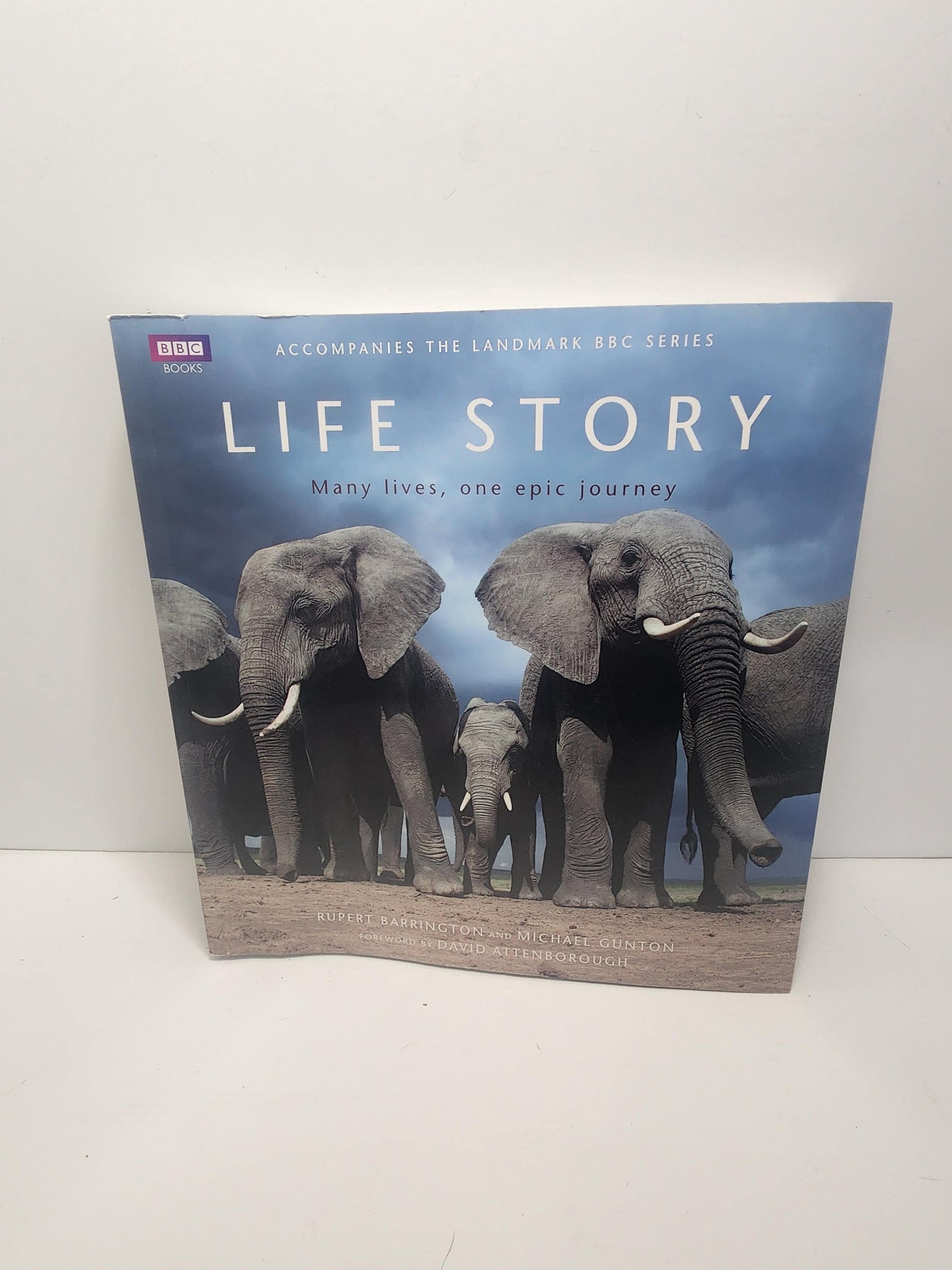 Life Journey, Many Lives One Epic Journey Book - National Geographic - National Geographic Books - Life - Animals - Books - Animal Books