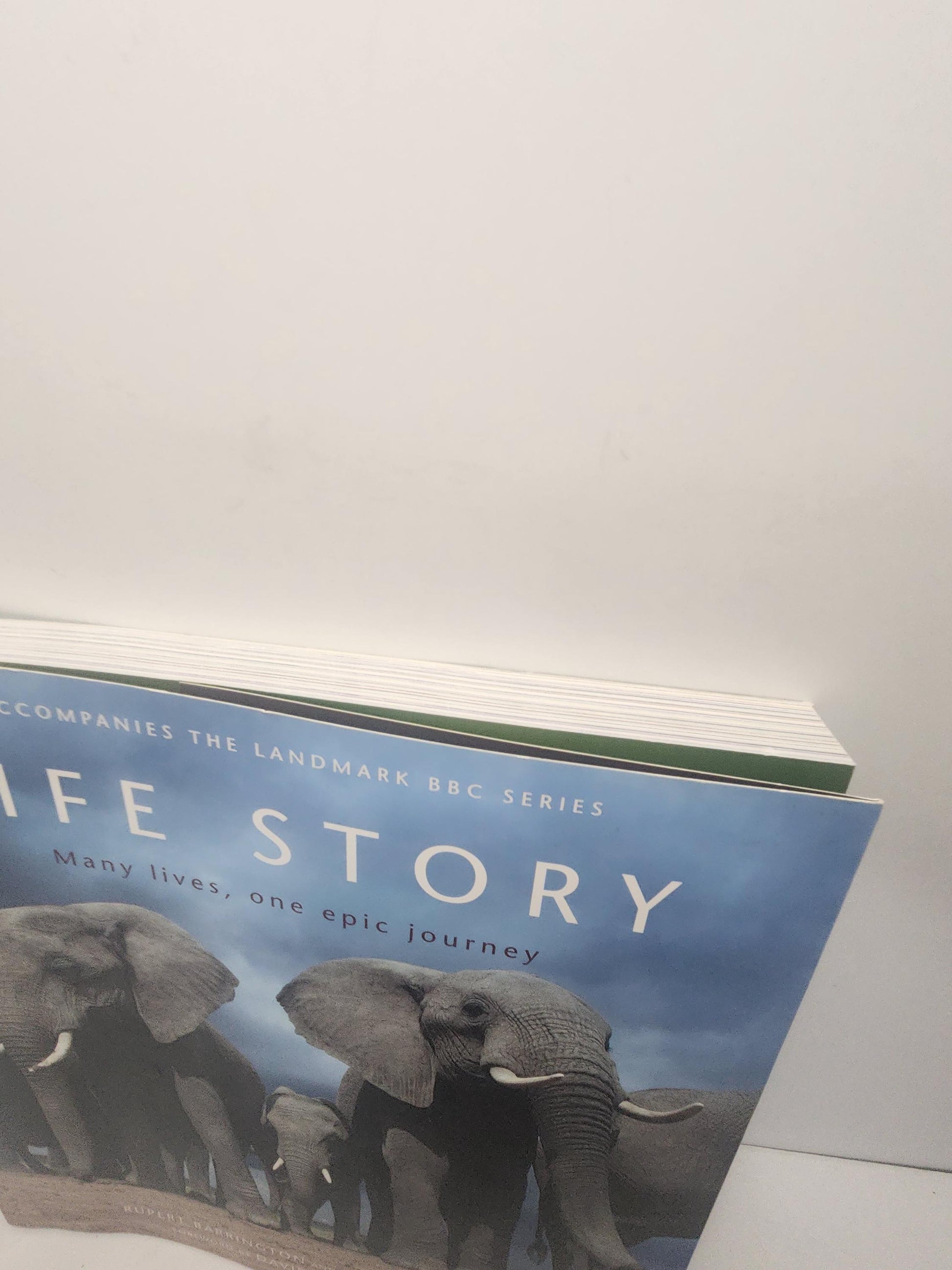 Life Journey, Many Lives One Epic Journey Book - National Geographic - National Geographic Books - Life - Animals - Books - Animal Books