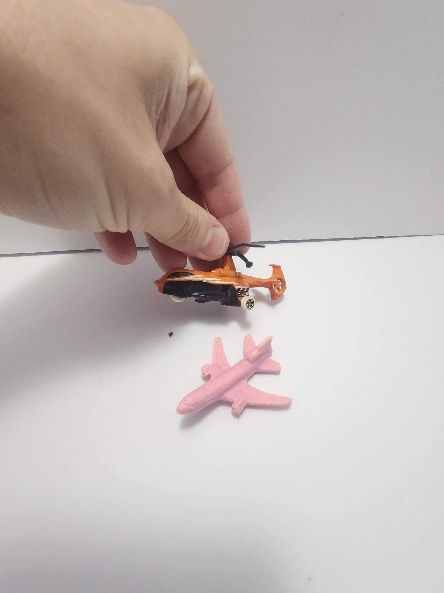 Toy Airplanes - Airplanes - Airplane Toys - Vehicles - Pretend Play