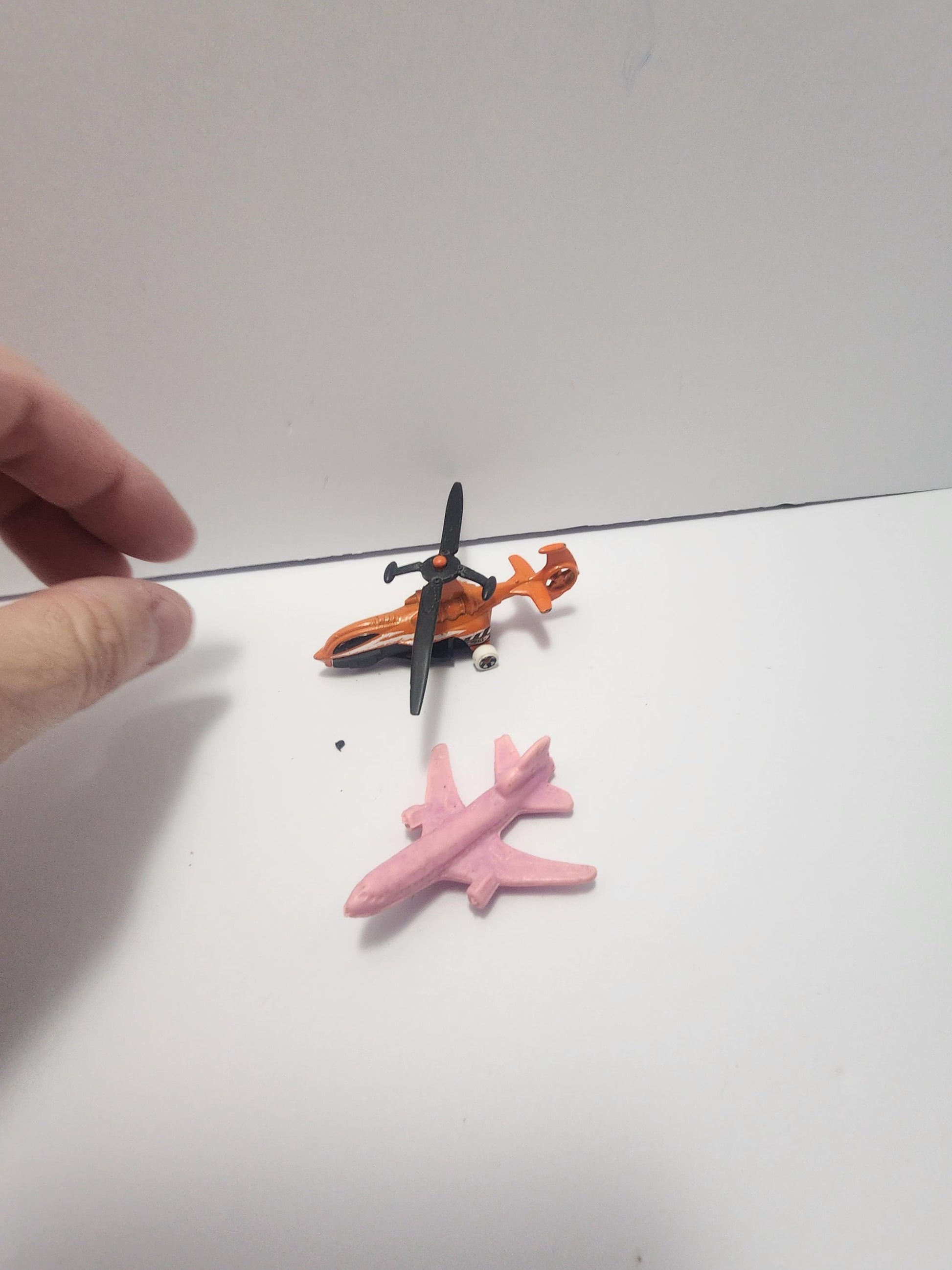 Toy Airplanes - Airplanes - Airplane Toys - Vehicles - Pretend Play