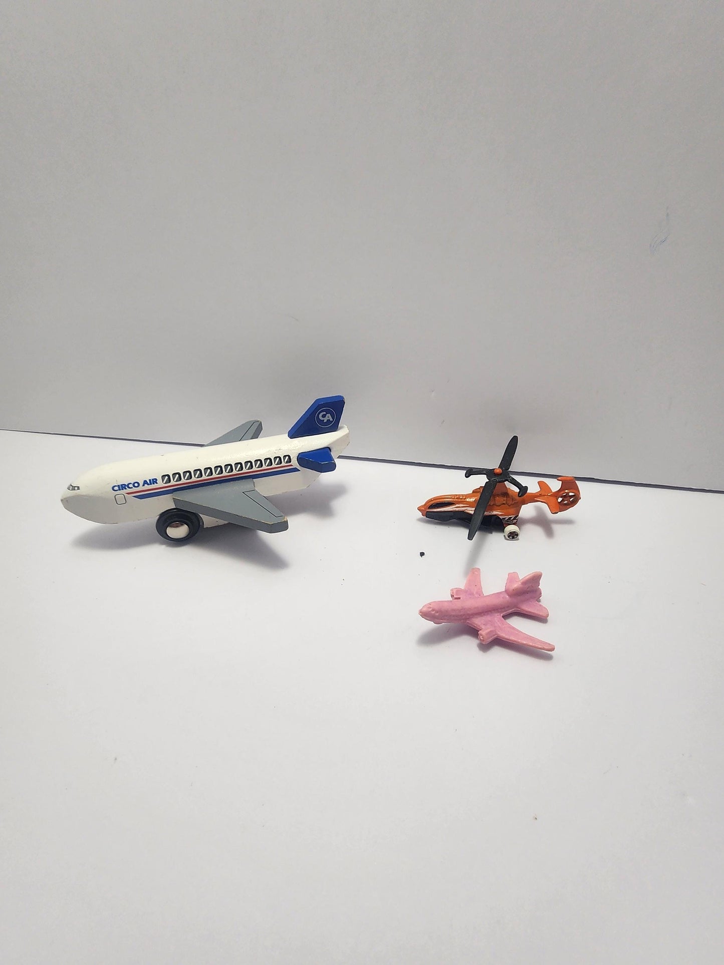 Toy Airplanes - Airplanes - Airplane Toys - Vehicles - Pretend Play