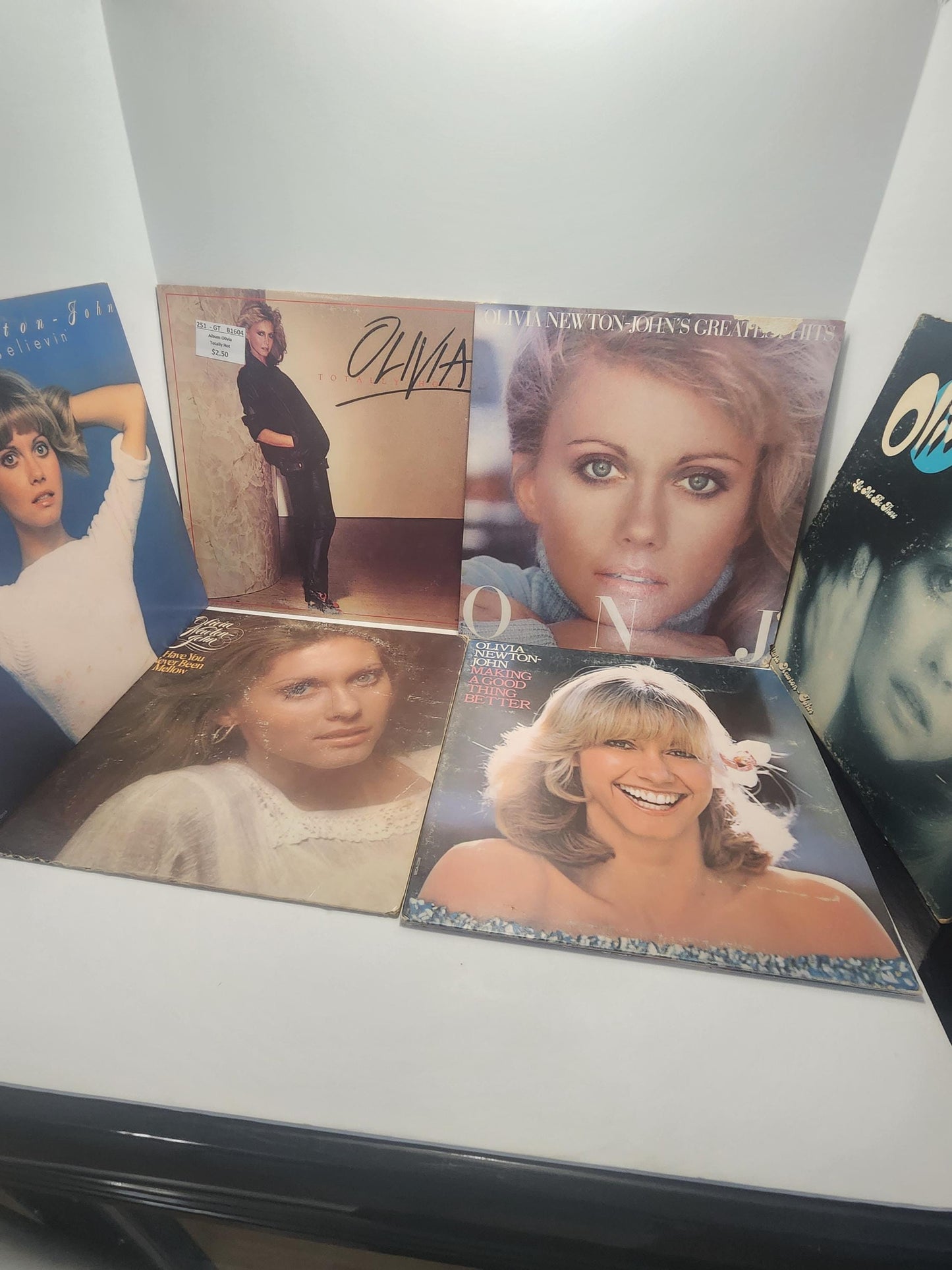 Oliva Newton Vinyl Records 1970s LOT of 6 - Vinyl - Records - Vinyl Records - Olivia Newton
