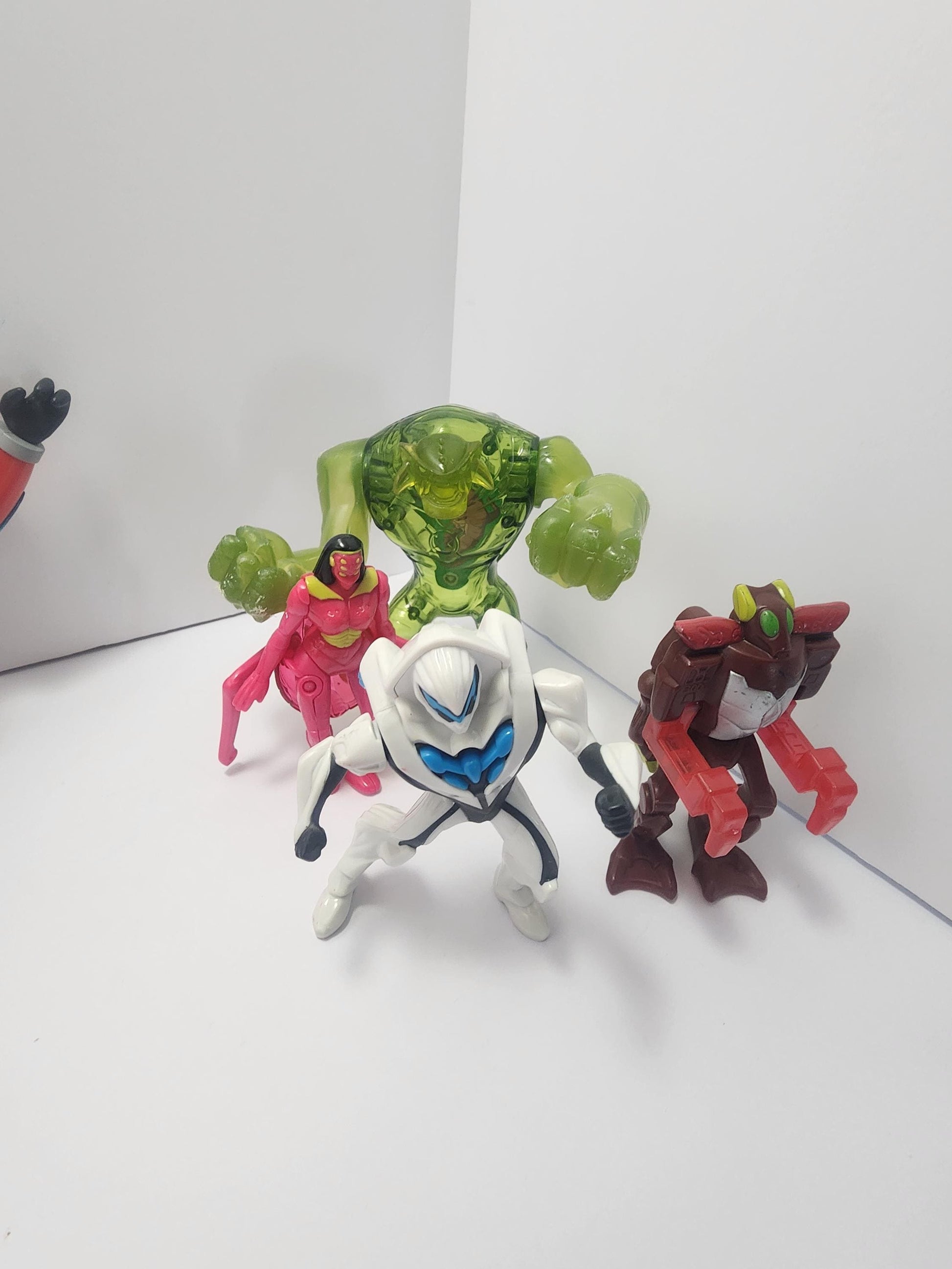 Ben 10 Playmates Action Figures Cartoon Network Toys - Ben 10 - Ben 10 Figures - Cartoon Network - Ben 10 Toys - Playmates Toys