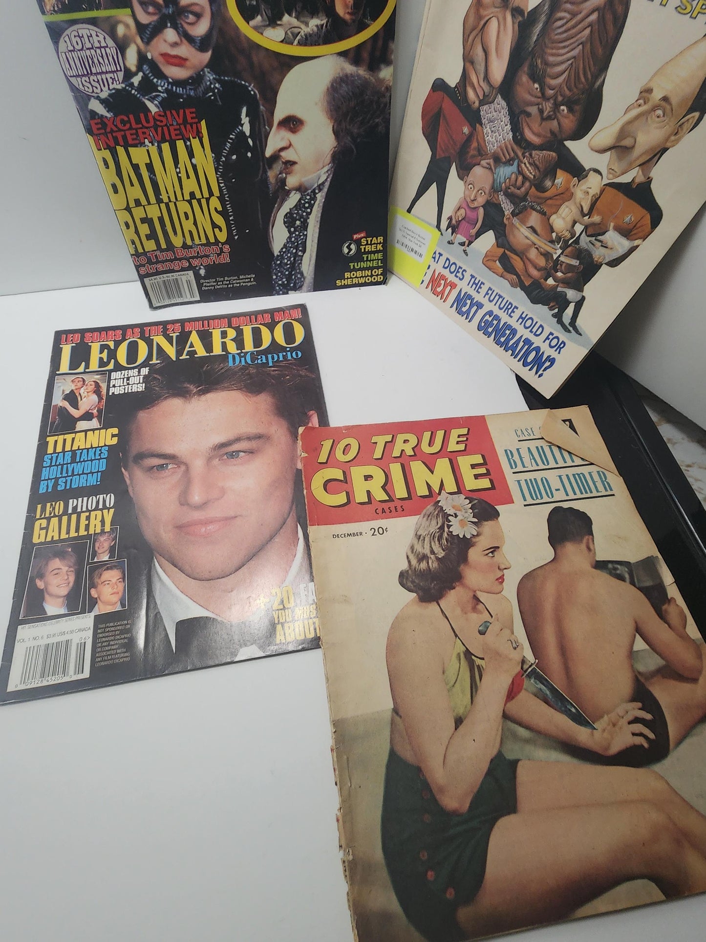 1980s 1990s Popular Vintage Magazines - Star Trek - Wizard Of Oz - Star Trek - Leonardo Dicaprio - Starlog - Batman - True Cime - Magazines