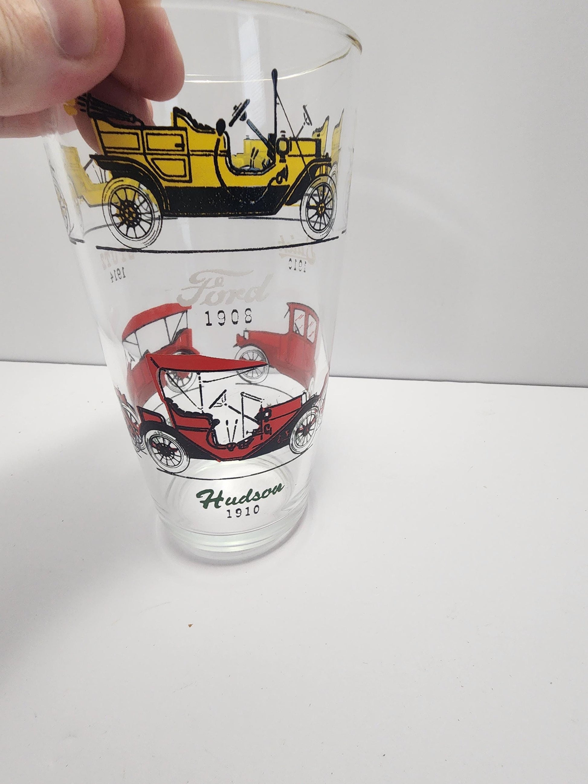 Hazel Atlas Vintage 1980s Classic Car Character Glass - Hazel Atlas - Glasses - Automotive - Classic Cars - Tumblers - Vintage Cars - Barwar