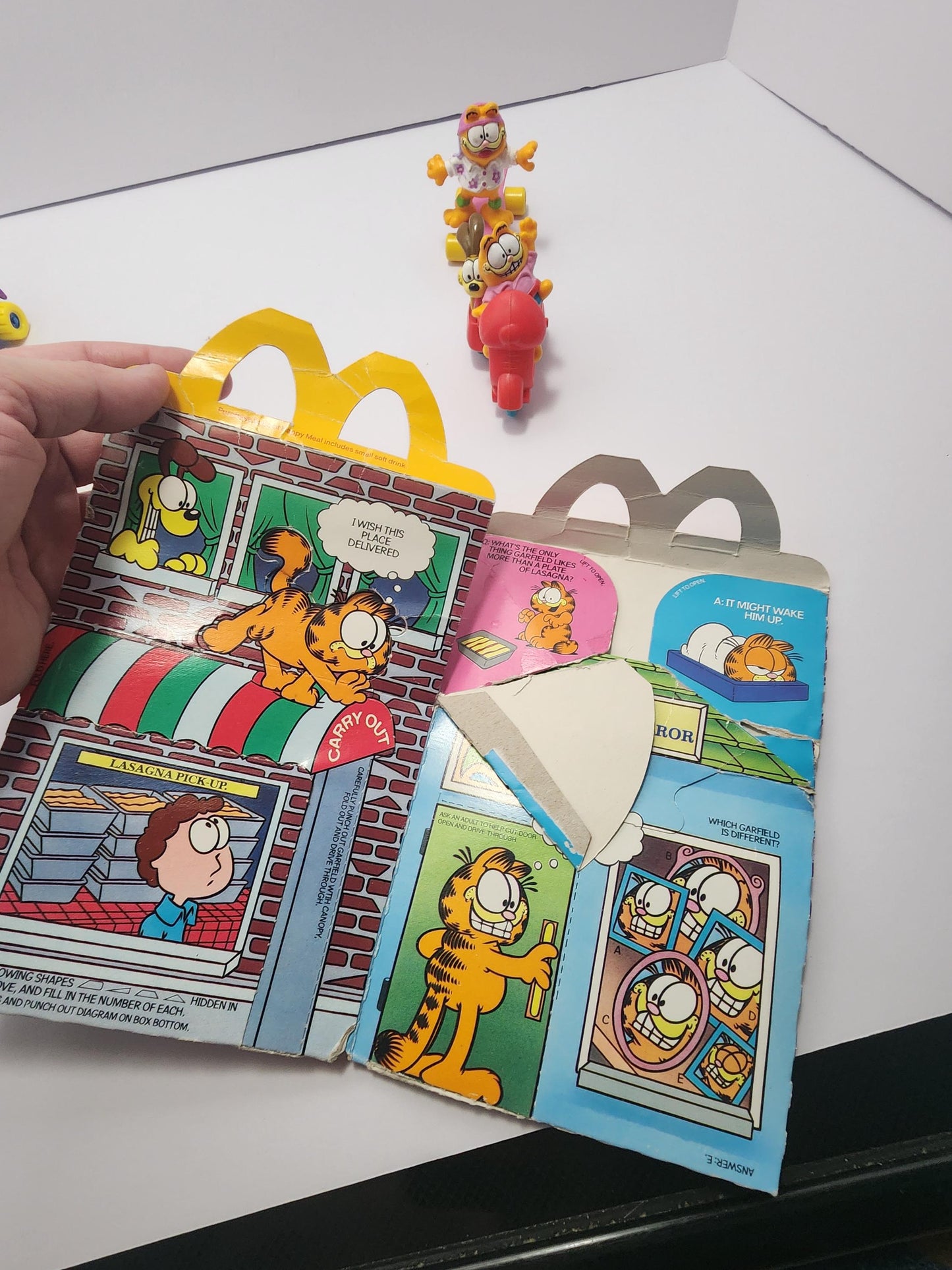 1989 Garfield Complete Set of 4 Figures - Happy Meal Toys - Mcdonalds - Garfield - Garfield Toys - Mcdonalds Toys - 1980s - Vintage Toys