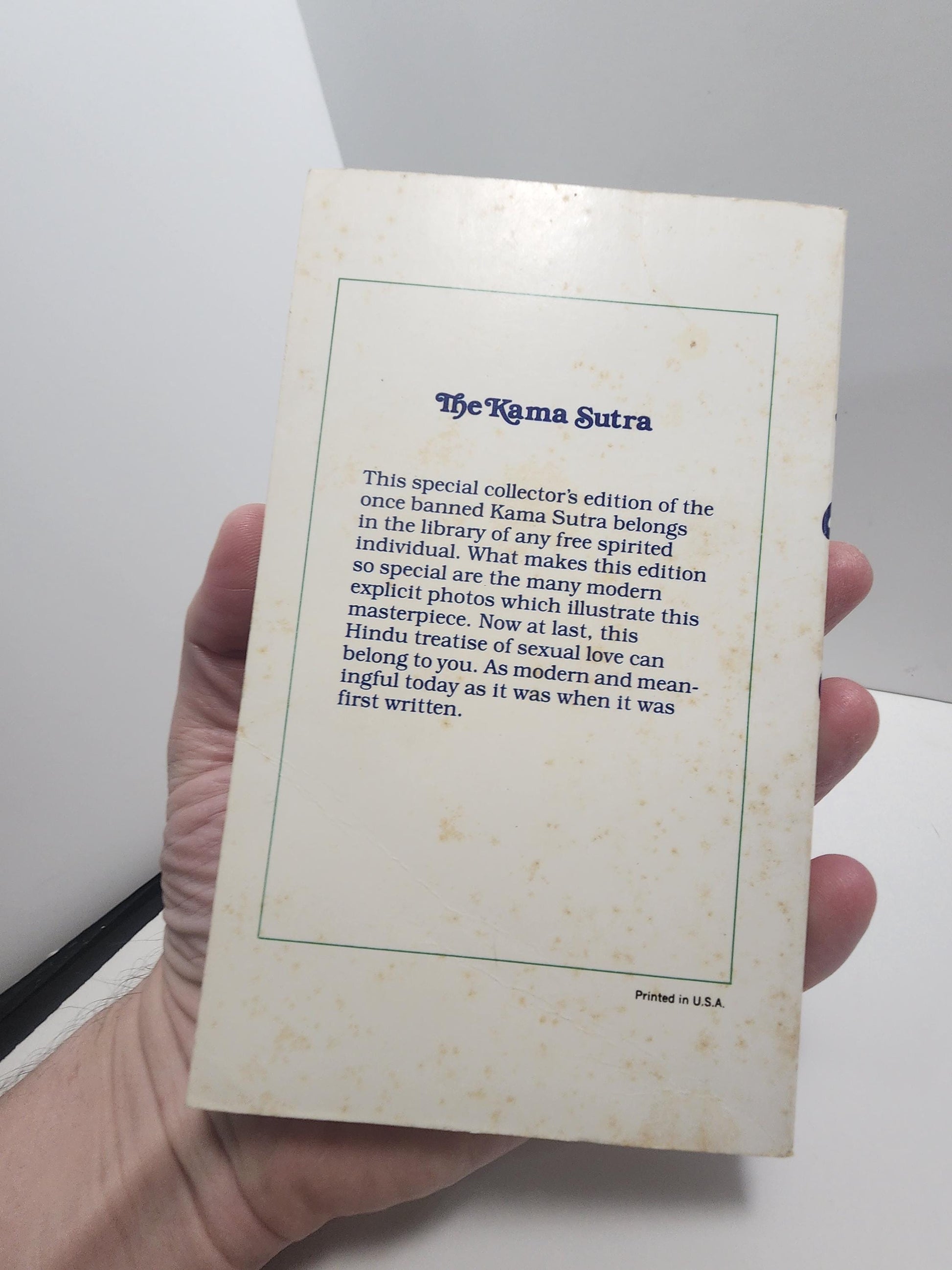 The Kama Sutra 1970s Orginal Special Edition With Adult Photos - Kama Sutra - The Kama Sutra - 1970s - Vintage Books