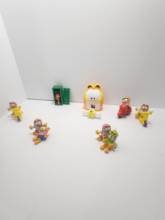 Garfield Figures - Odie Figure - Enesco - Garfield Toys - United Features Syndicate - 1980 Pvc Figures