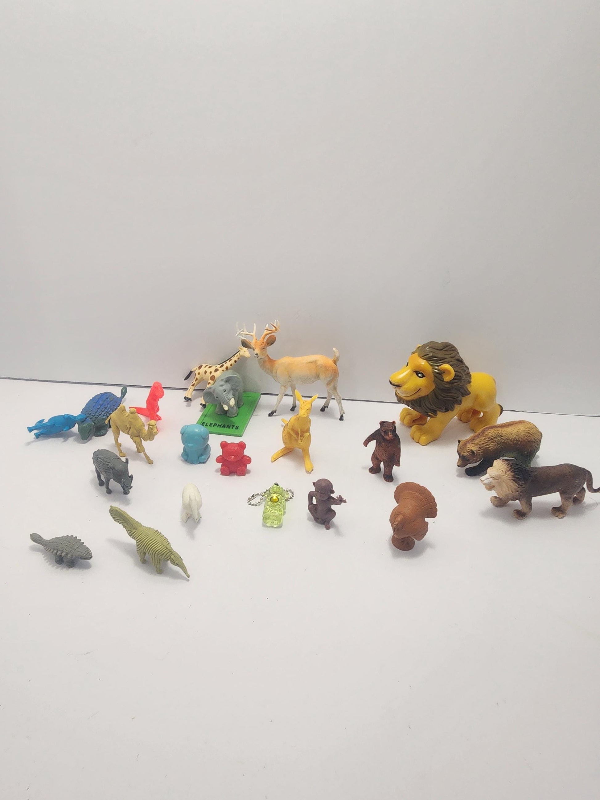 Pretend Play Animals Action Figures LOT - Animals - Animal Toys - Pretend Play - Playset - Toy Animals - Safari - Lions - Lion Toys